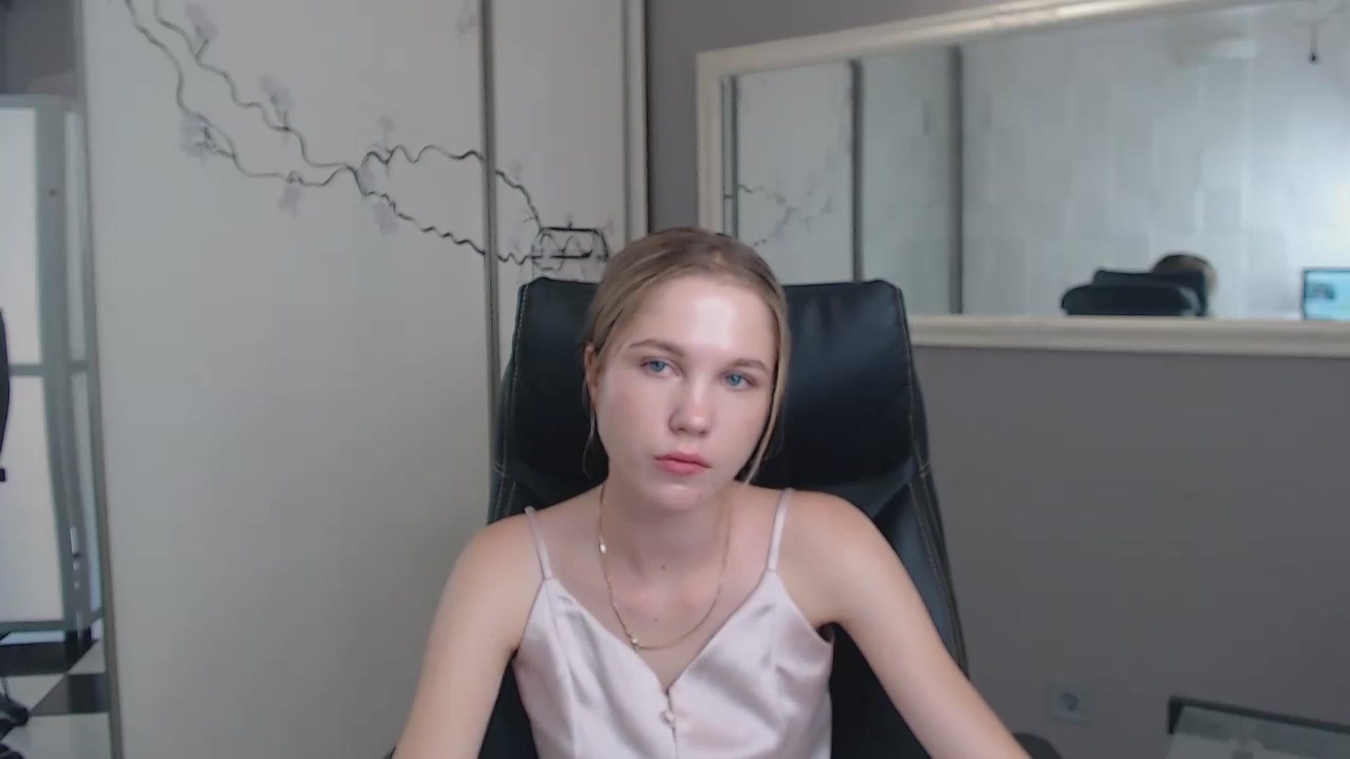 Gallery image thumbnail from Kate_Lewiss's myfreecams stream on, 06/23/2024, 09:49 image 5 of 20