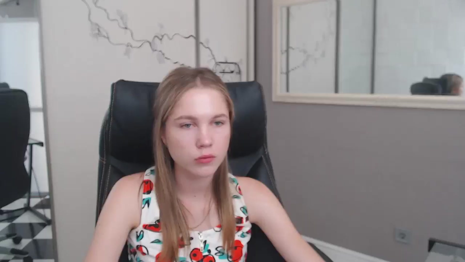 Gallery image thumbnail from Kate_Lewiss's myfreecams stream on, 06/24/2024, 07:40 image 4 of 20