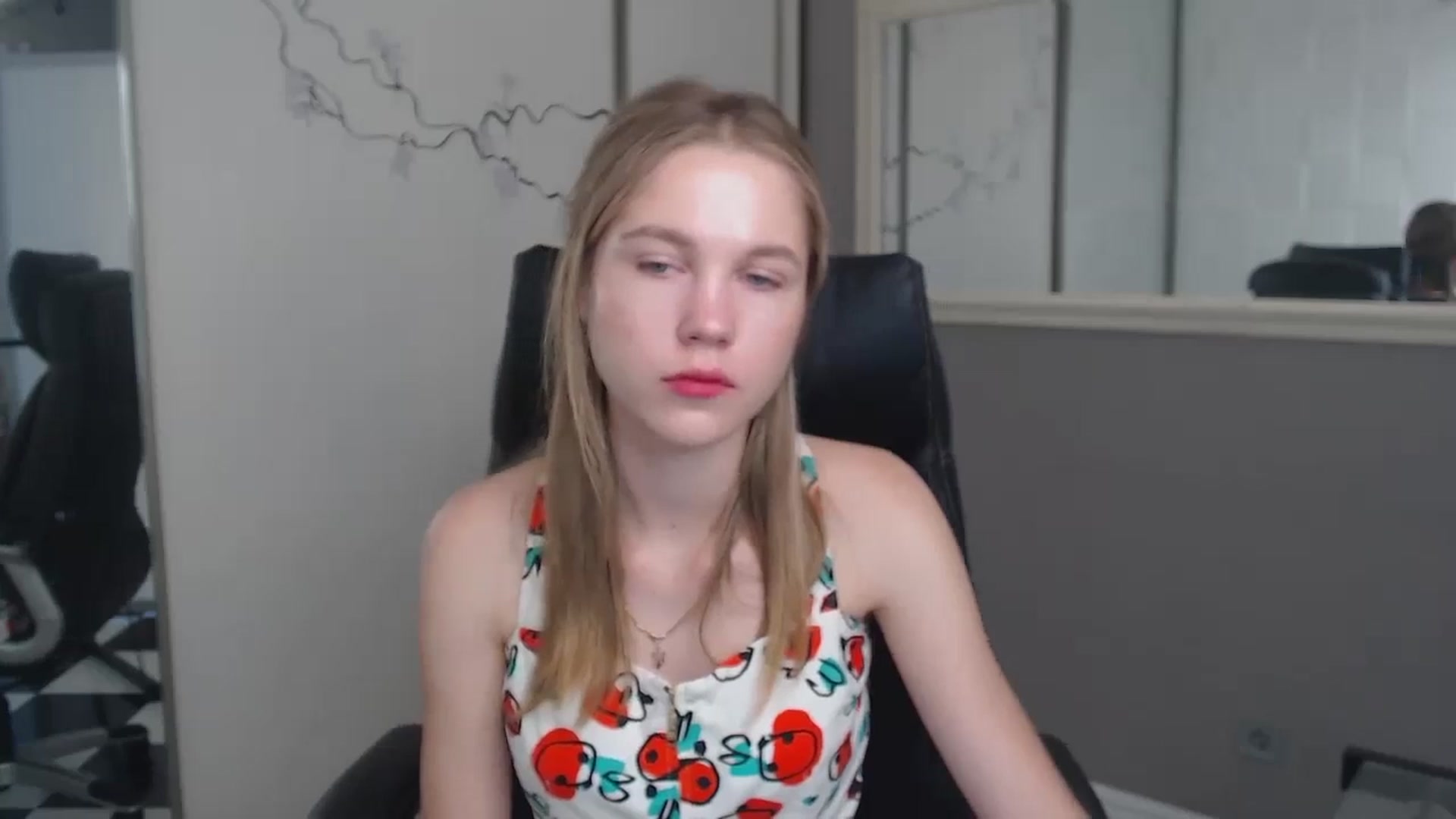 Gallery image thumbnail from Kate_Lewiss's myfreecams stream on, 06/24/2024, 07:40 image 20 of 20