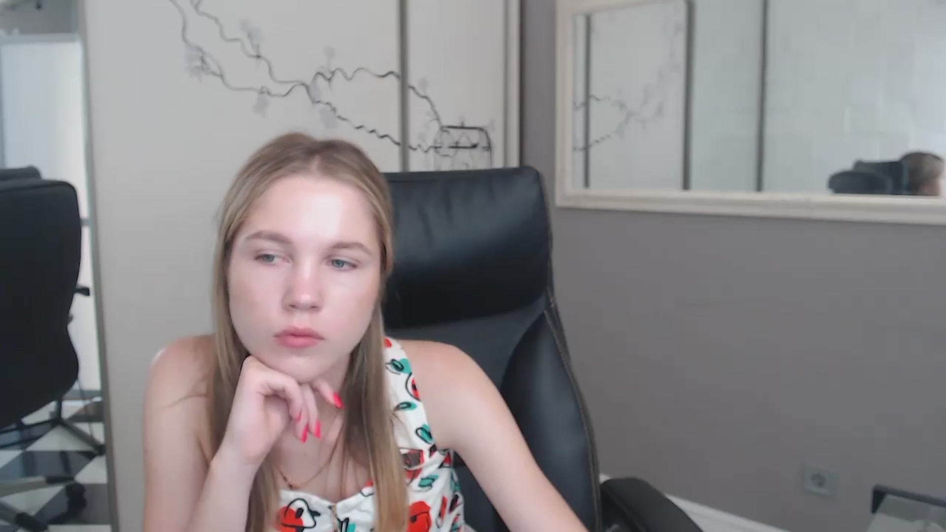 Gallery image thumbnail from Kate_Lewiss's myfreecams stream on, 06/24/2024, 07:40 image 10 of 20