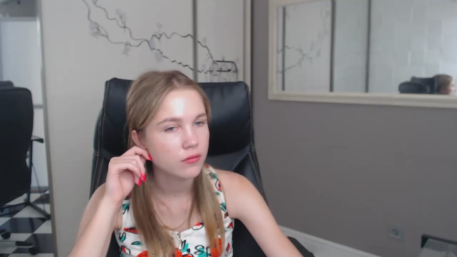 Gallery image thumbnail from Kate_Lewiss's myfreecams stream on, 06/24/2024, 09:55 image 8 of 20