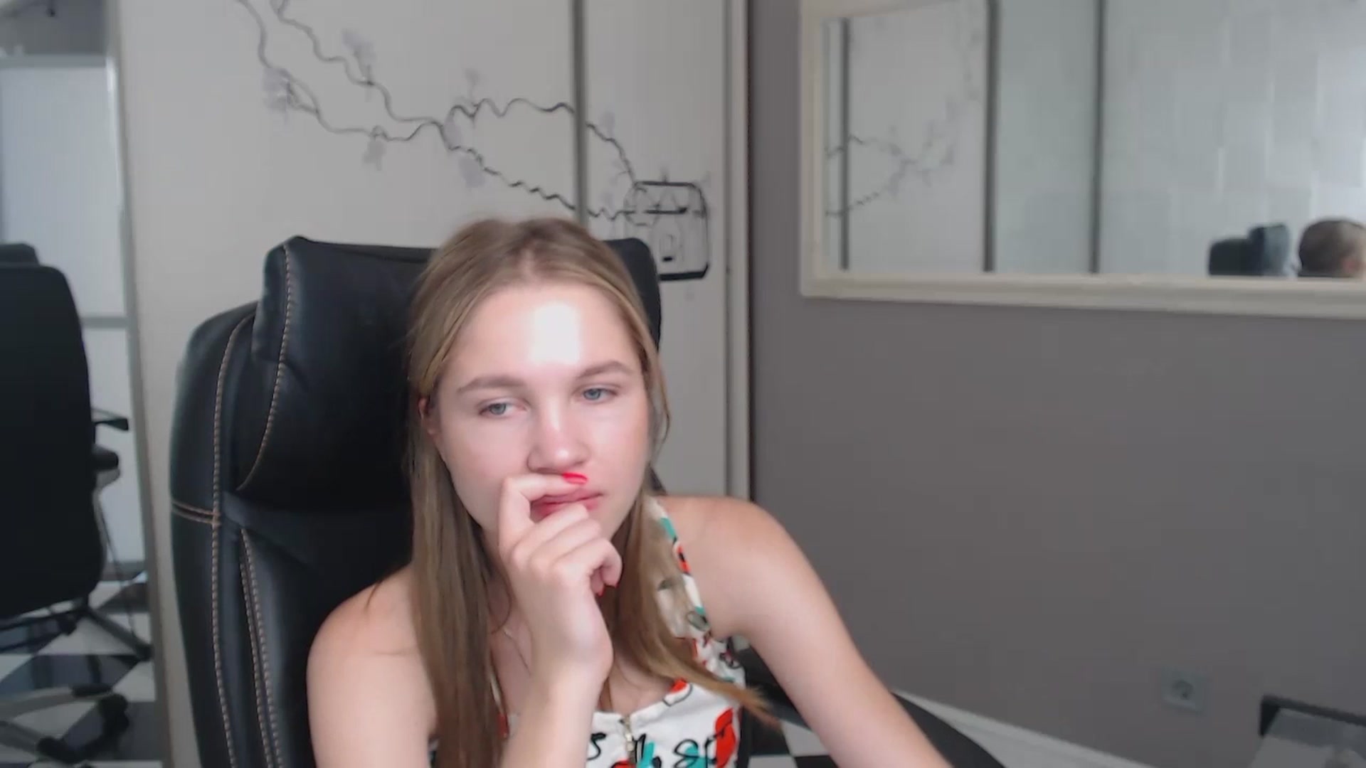Gallery image thumbnail from Kate_Lewiss's myfreecams stream on, 06/24/2024, 09:55 image 18 of 20