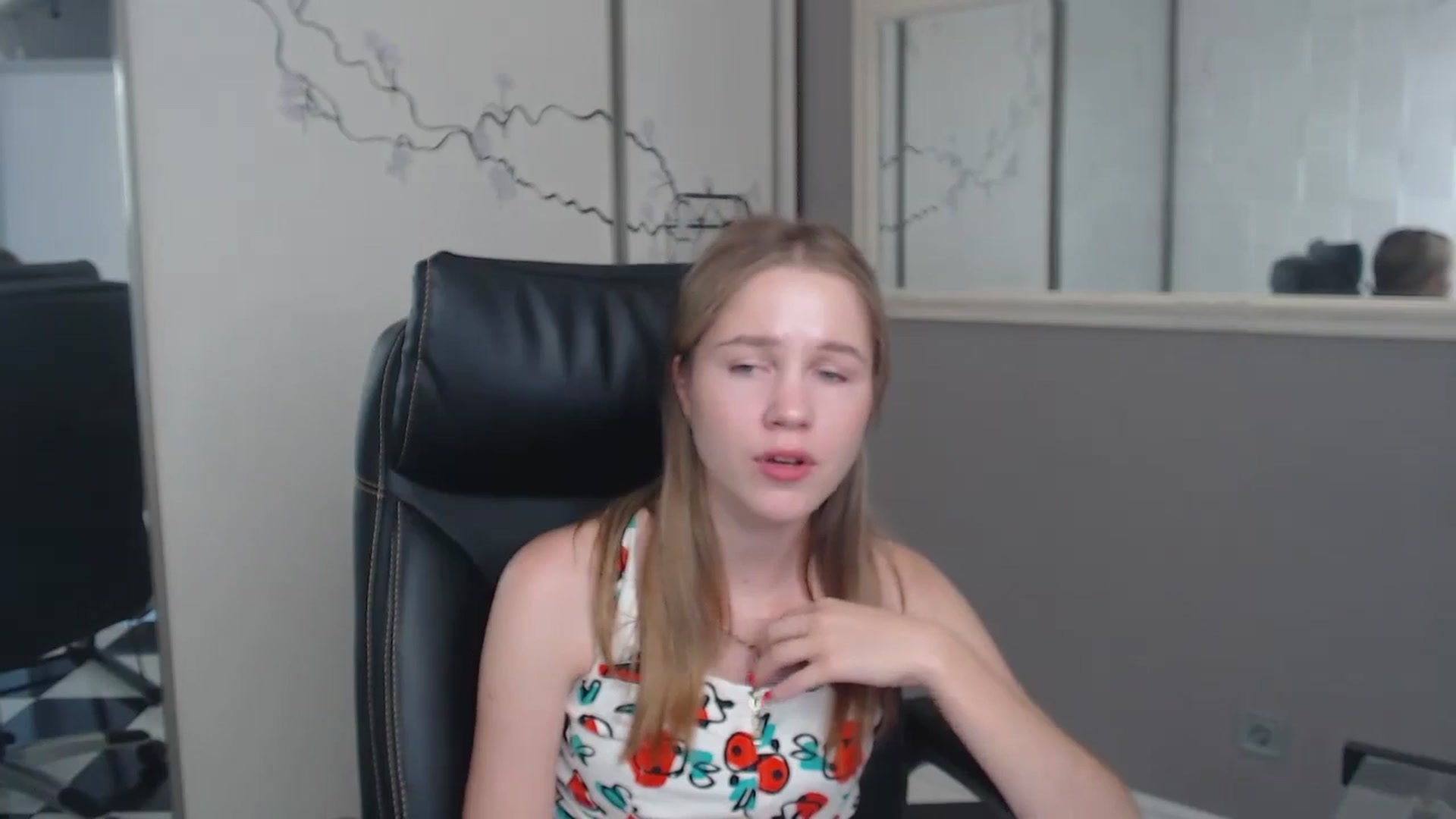 Gallery image thumbnail from Kate_Lewiss's myfreecams stream on, 06/24/2024, 09:55 image 15 of 20