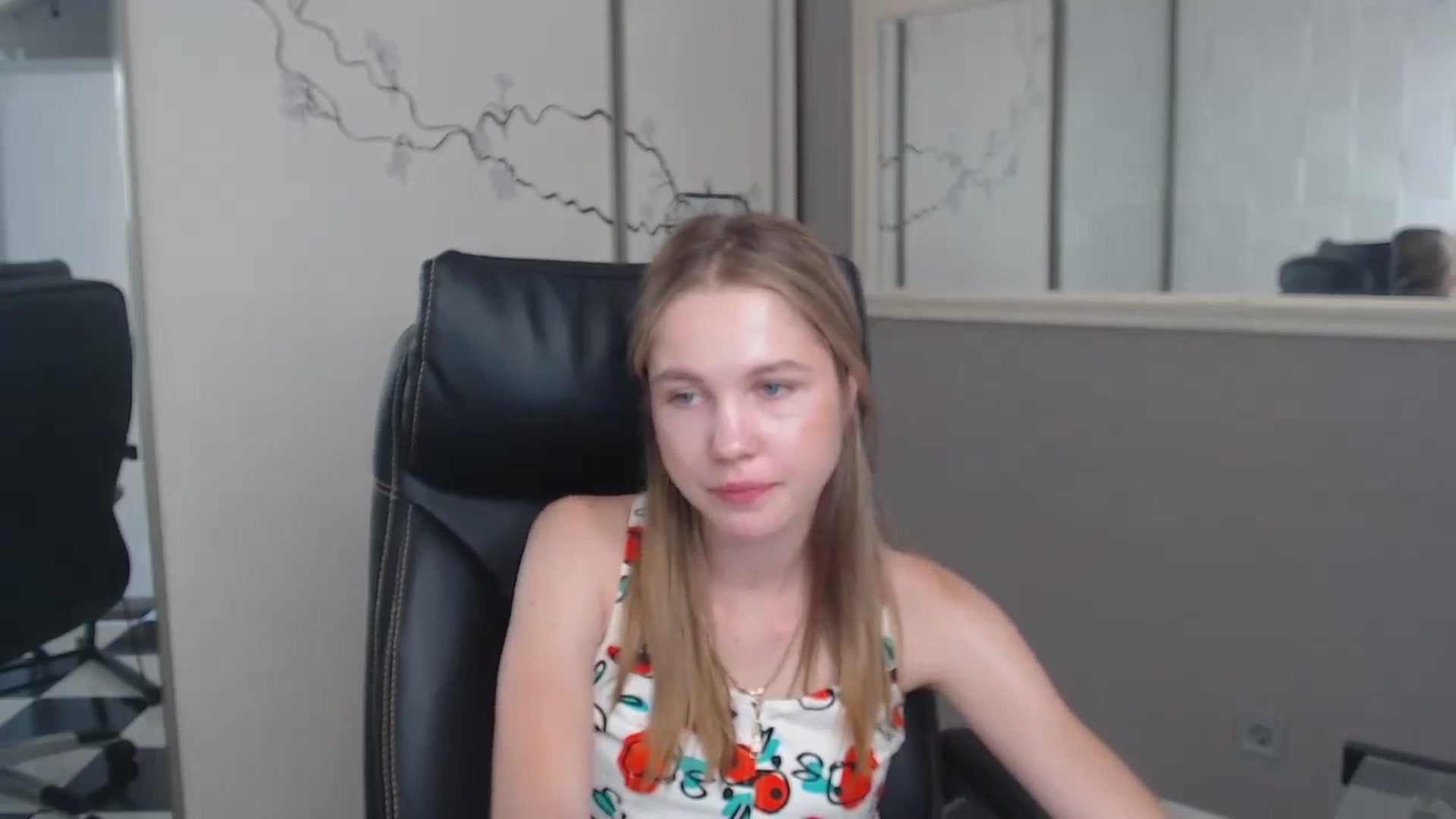 Gallery image thumbnail from Kate_Lewiss's myfreecams stream on, 06/24/2024, 09:55 image 17 of 20