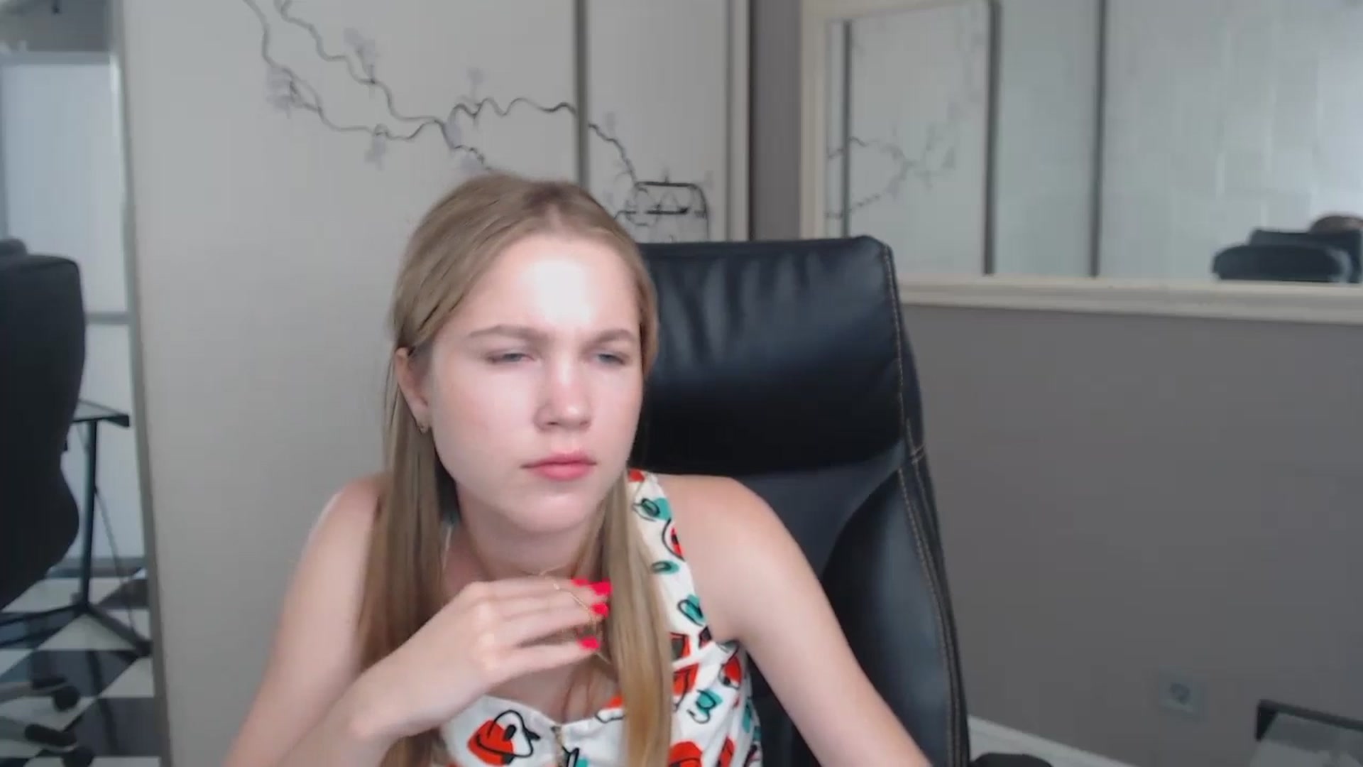 Gallery image thumbnail from Kate_Lewiss's myfreecams stream on, 06/24/2024, 09:55 image 13 of 20