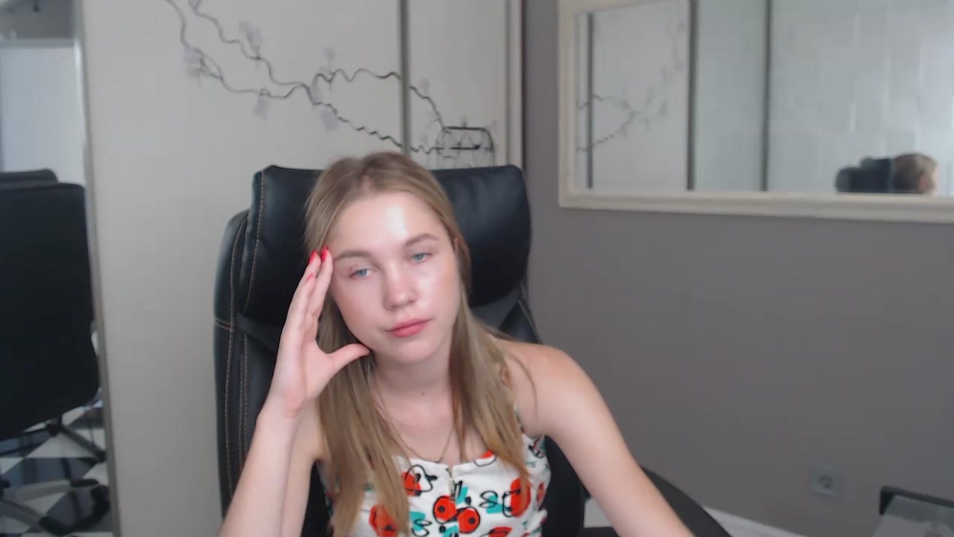 Gallery image thumbnail from Kate_Lewiss's myfreecams stream on, 06/24/2024, 09:55 image 16 of 20