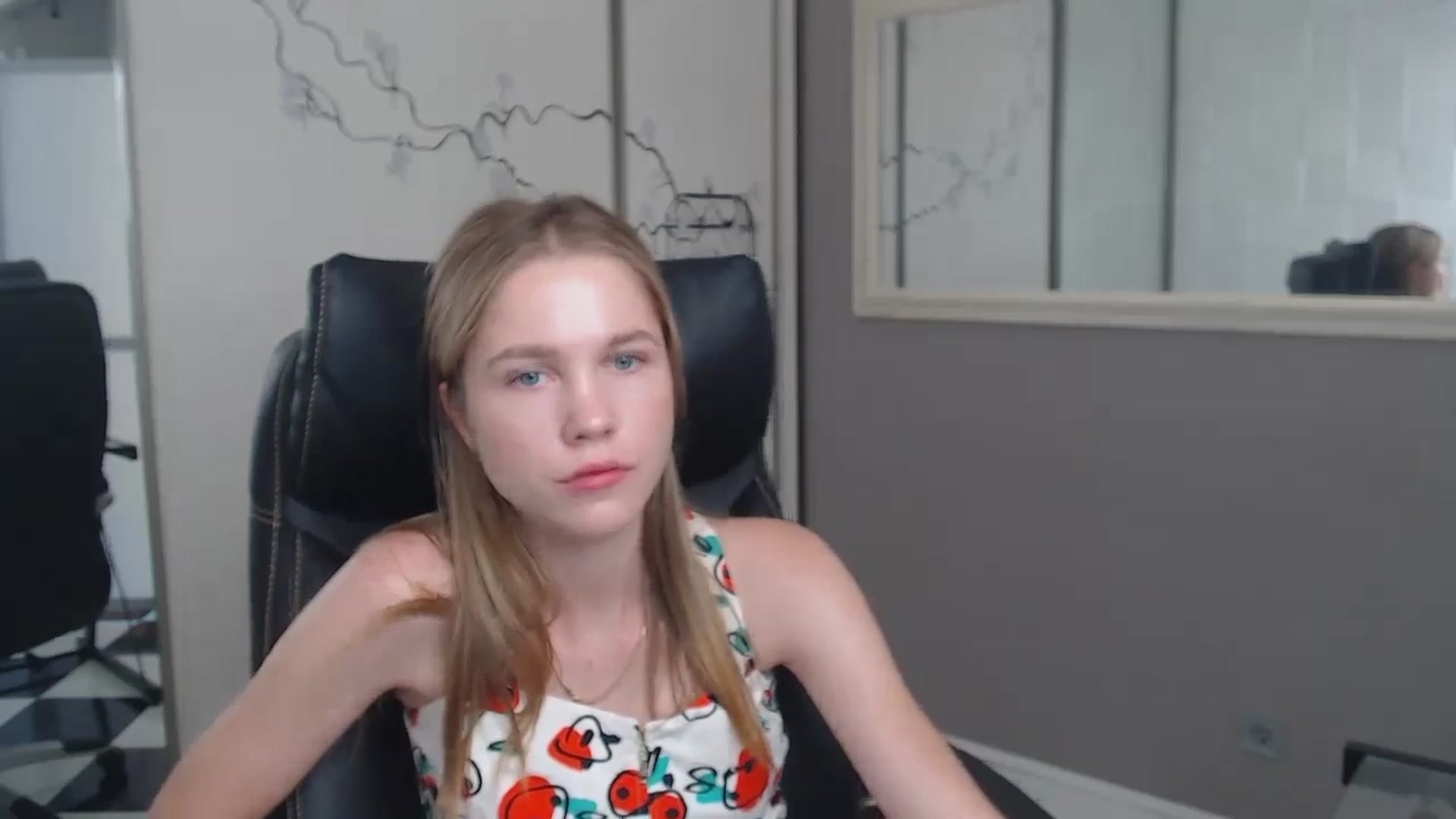 Gallery image thumbnail from Kate_Lewiss's myfreecams stream on, 06/24/2024, 09:55 image 14 of 20