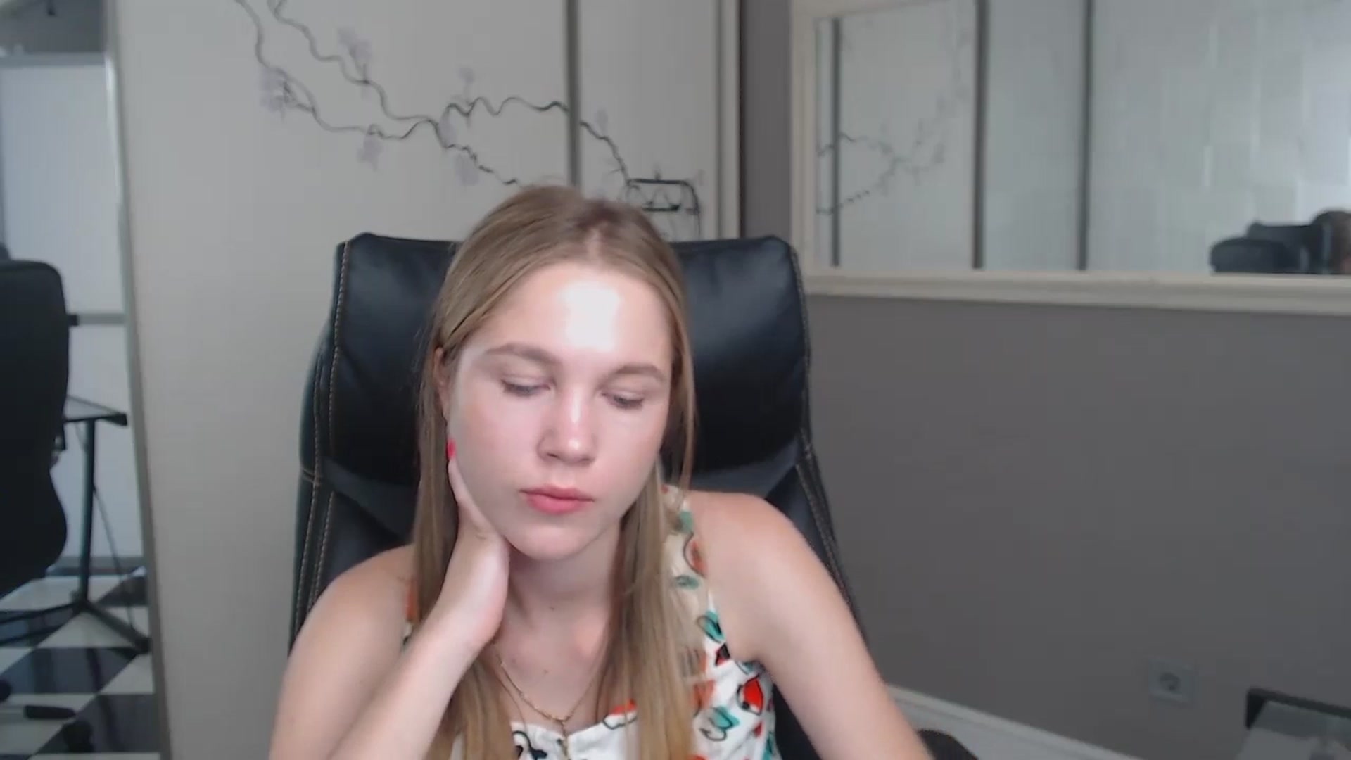 Gallery image thumbnail from Kate_Lewiss's myfreecams stream on, 06/24/2024, 10:26 image 9 of 20
