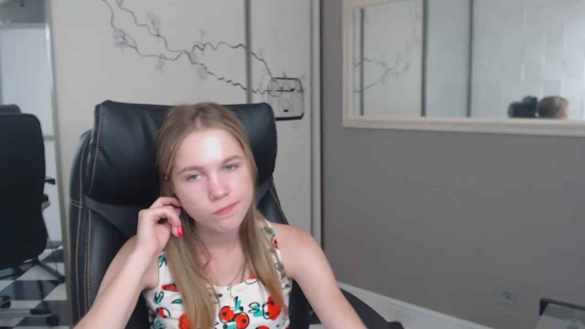 Gallery image thumbnail from Kate_Lewiss's myfreecams stream on, 06/24/2024, 10:26 image 18 of 20