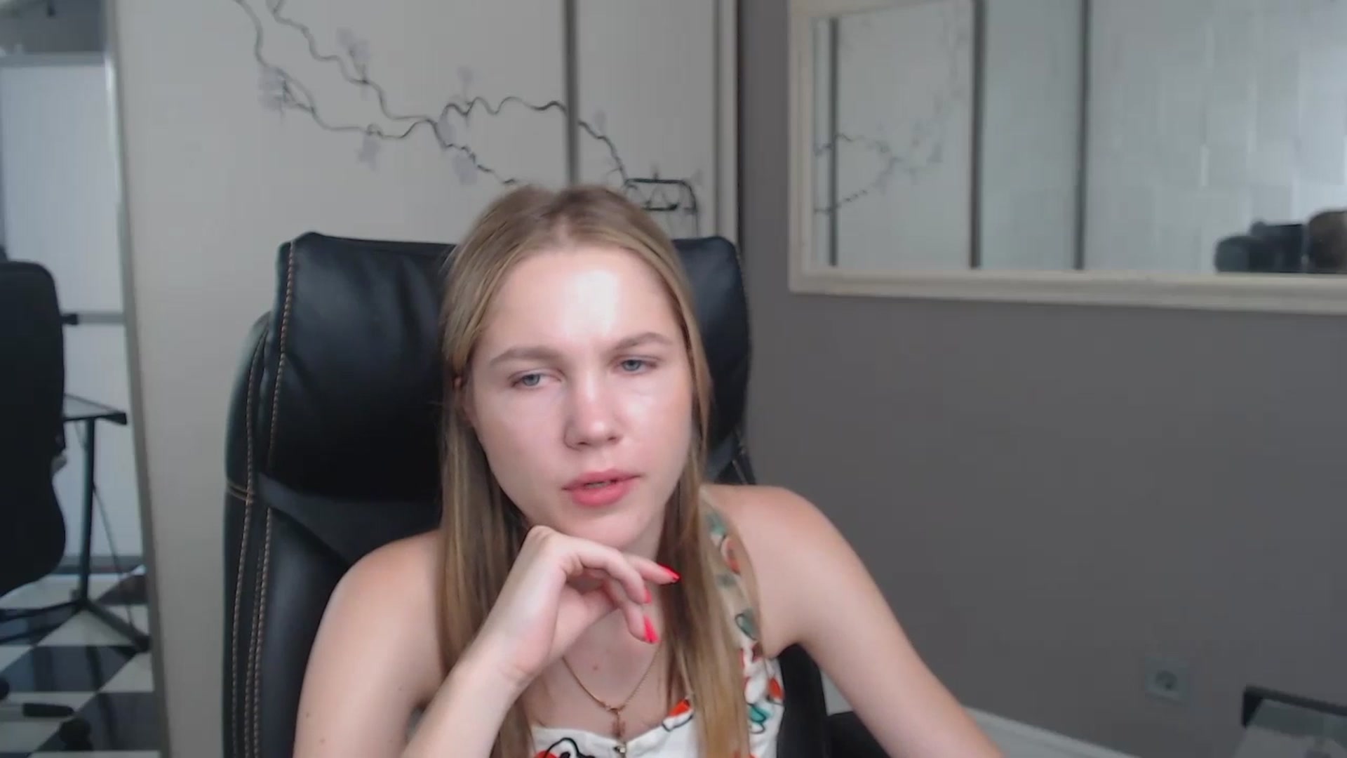 Gallery image thumbnail from Kate_Lewiss's myfreecams stream on, 06/24/2024, 10:26 image 2 of 20