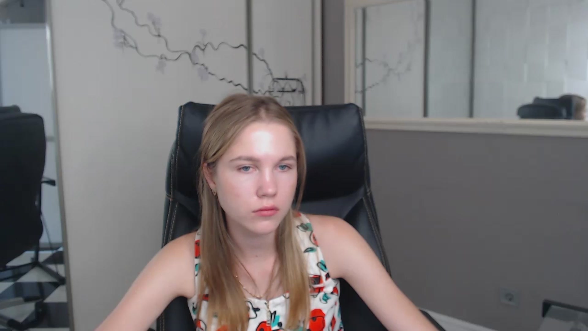 Gallery image thumbnail from Kate_Lewiss's myfreecams stream on, 06/24/2024, 10:45 image 8 of 20