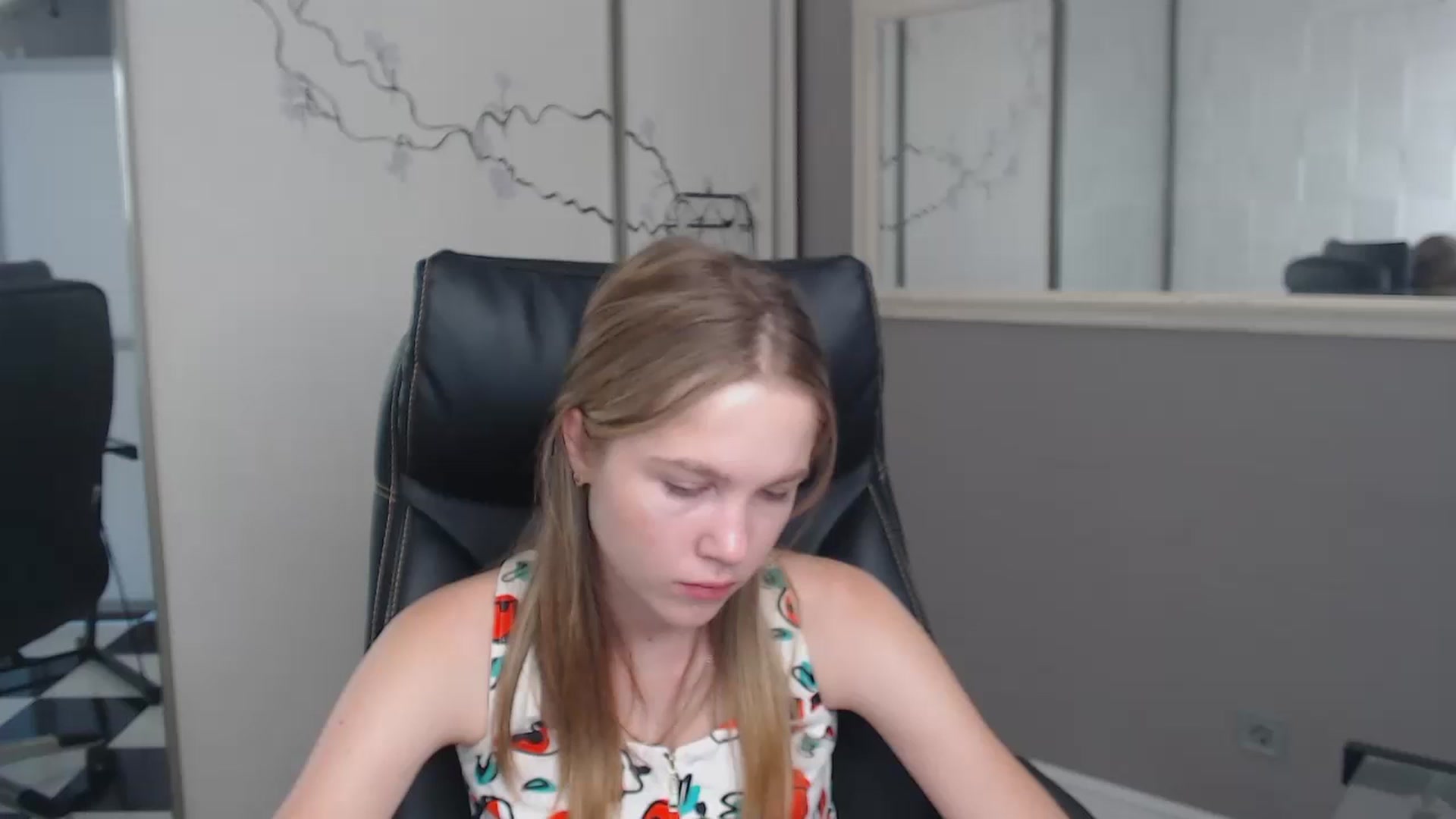 Gallery image thumbnail from Kate_Lewiss's myfreecams stream on, 06/24/2024, 10:45 image 1 of 20