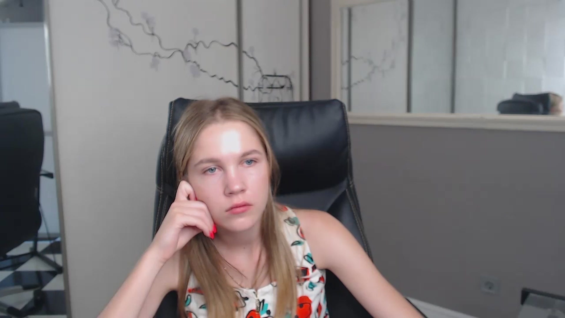 Gallery image thumbnail from Kate_Lewiss's myfreecams stream on, 06/24/2024, 10:45 image 2 of 20