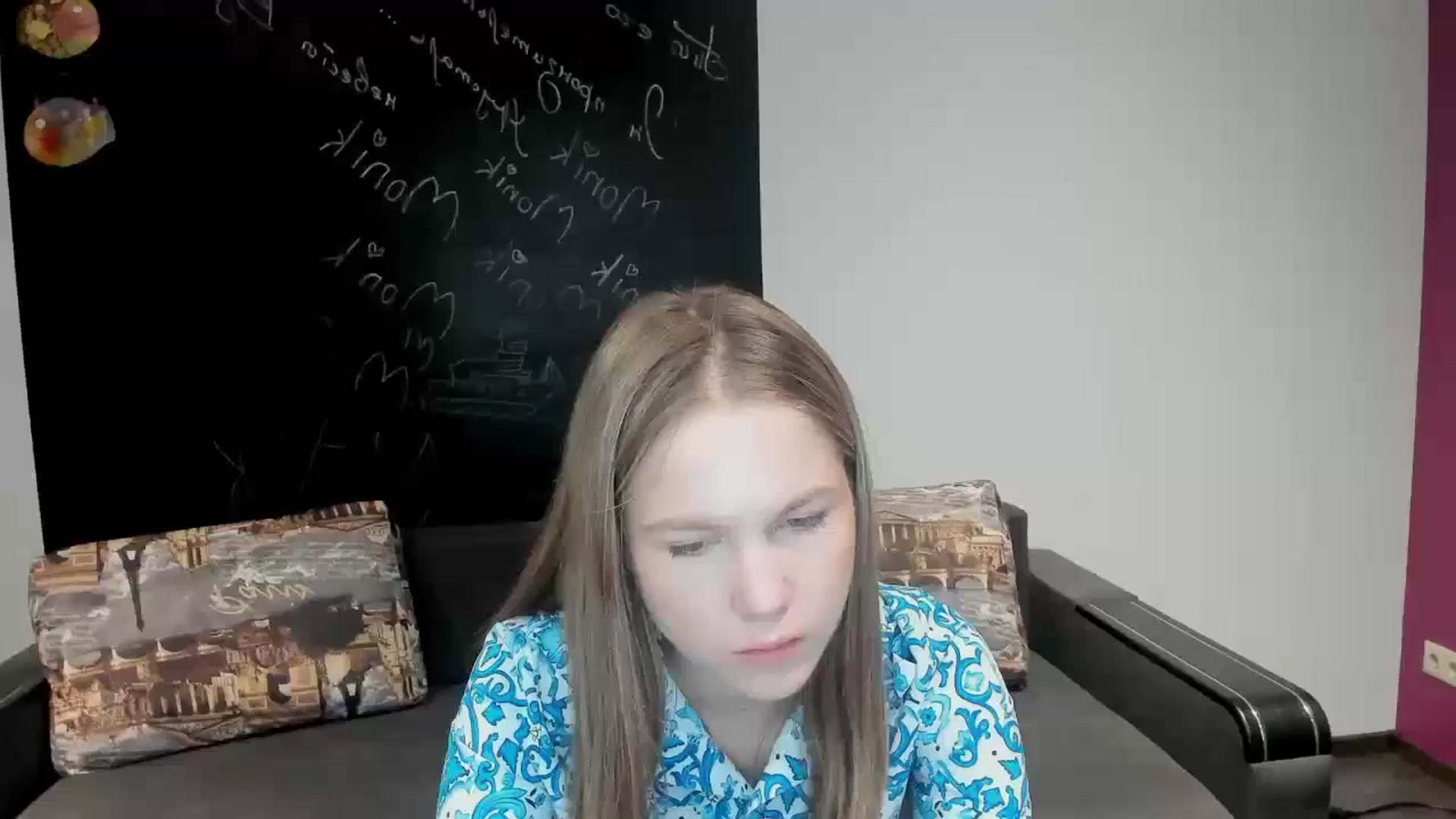 Gallery image thumbnail from Kate_Lewiss's myfreecams stream on, 06/25/2024, 06:04 image 10 of 20