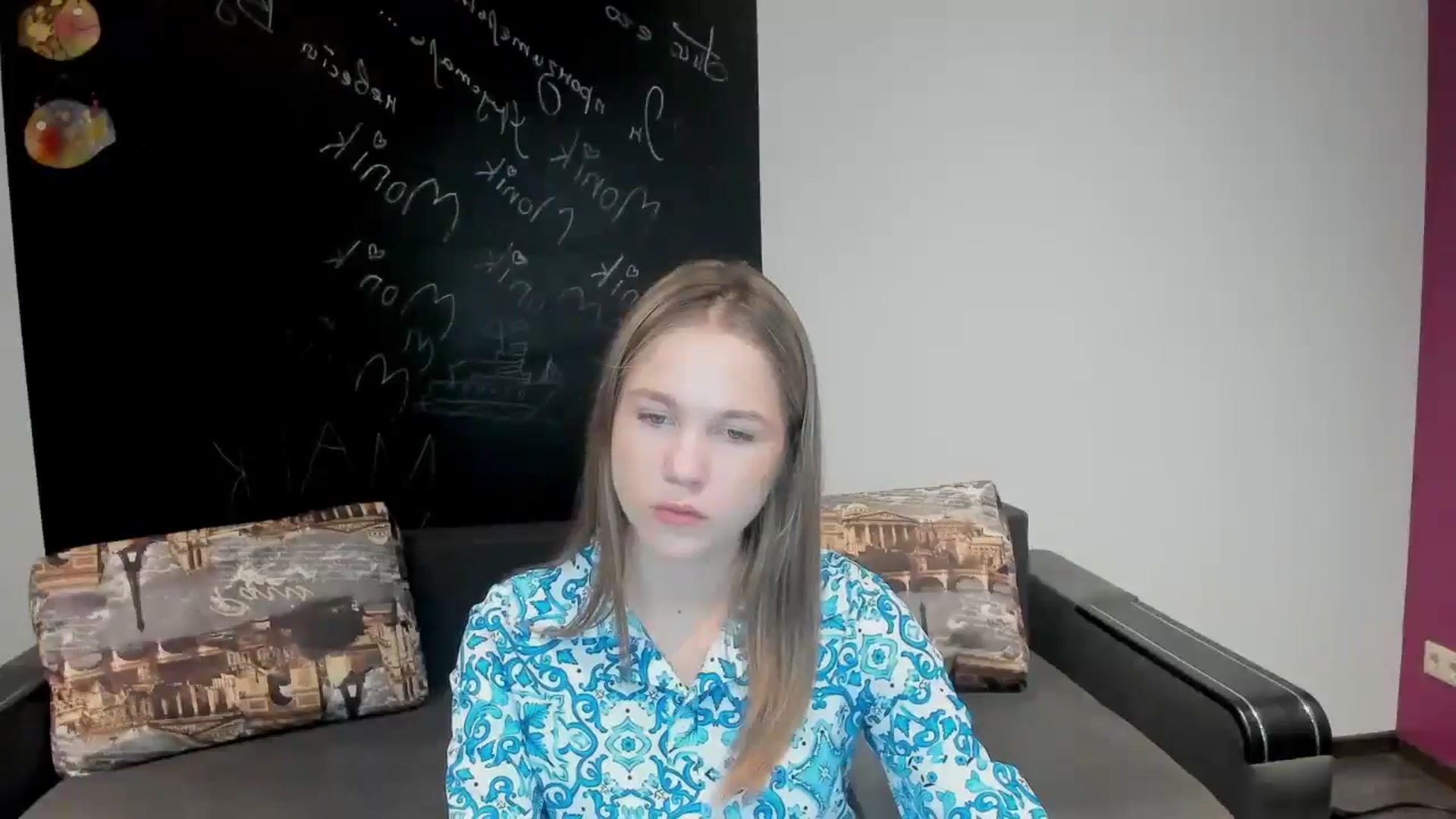 Gallery image thumbnail from Kate_Lewiss's myfreecams stream on, 06/25/2024, 06:04 image 3 of 20