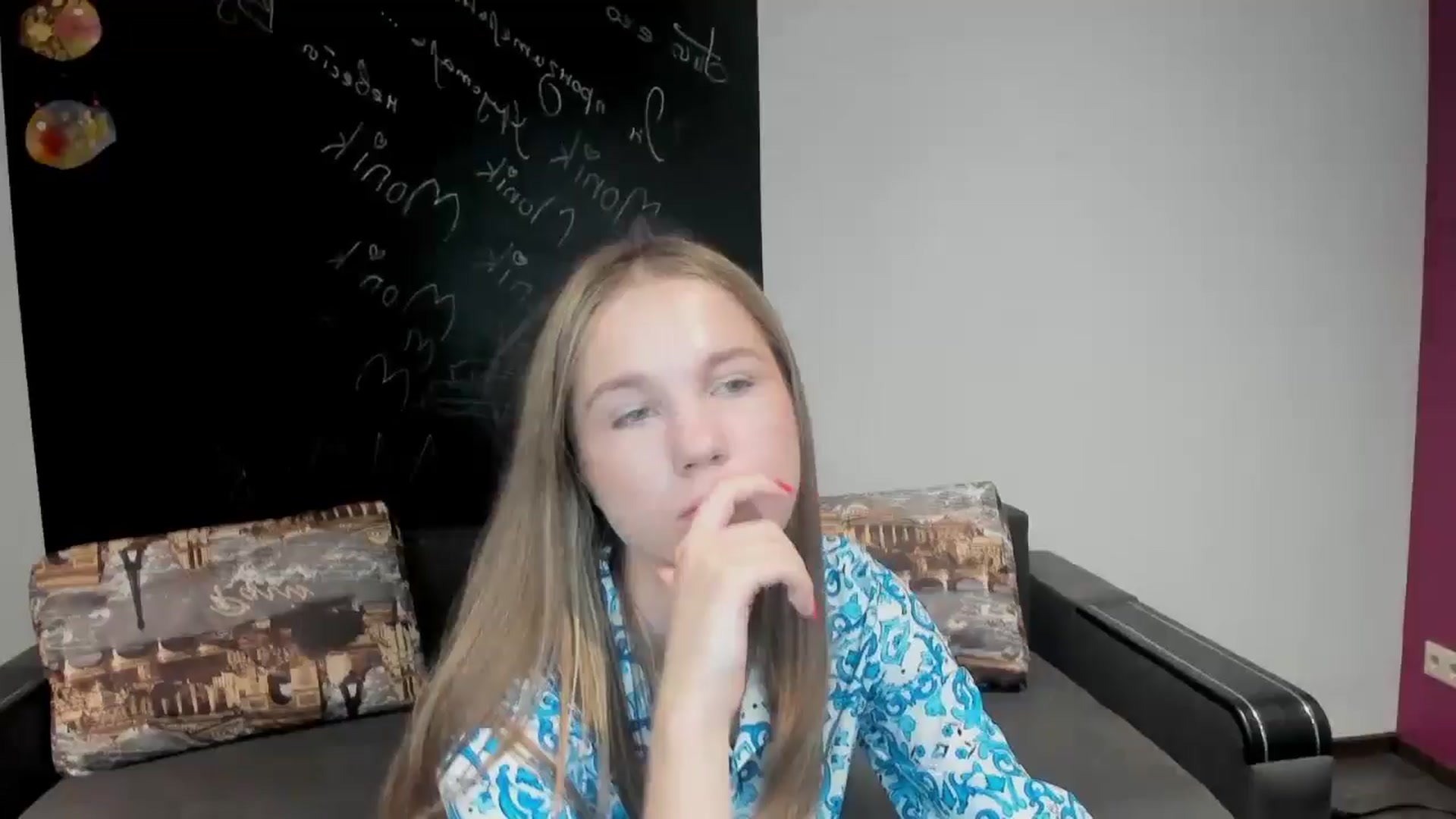 Gallery image thumbnail from Kate_Lewiss's myfreecams stream on, 06/25/2024, 06:04 image 15 of 20