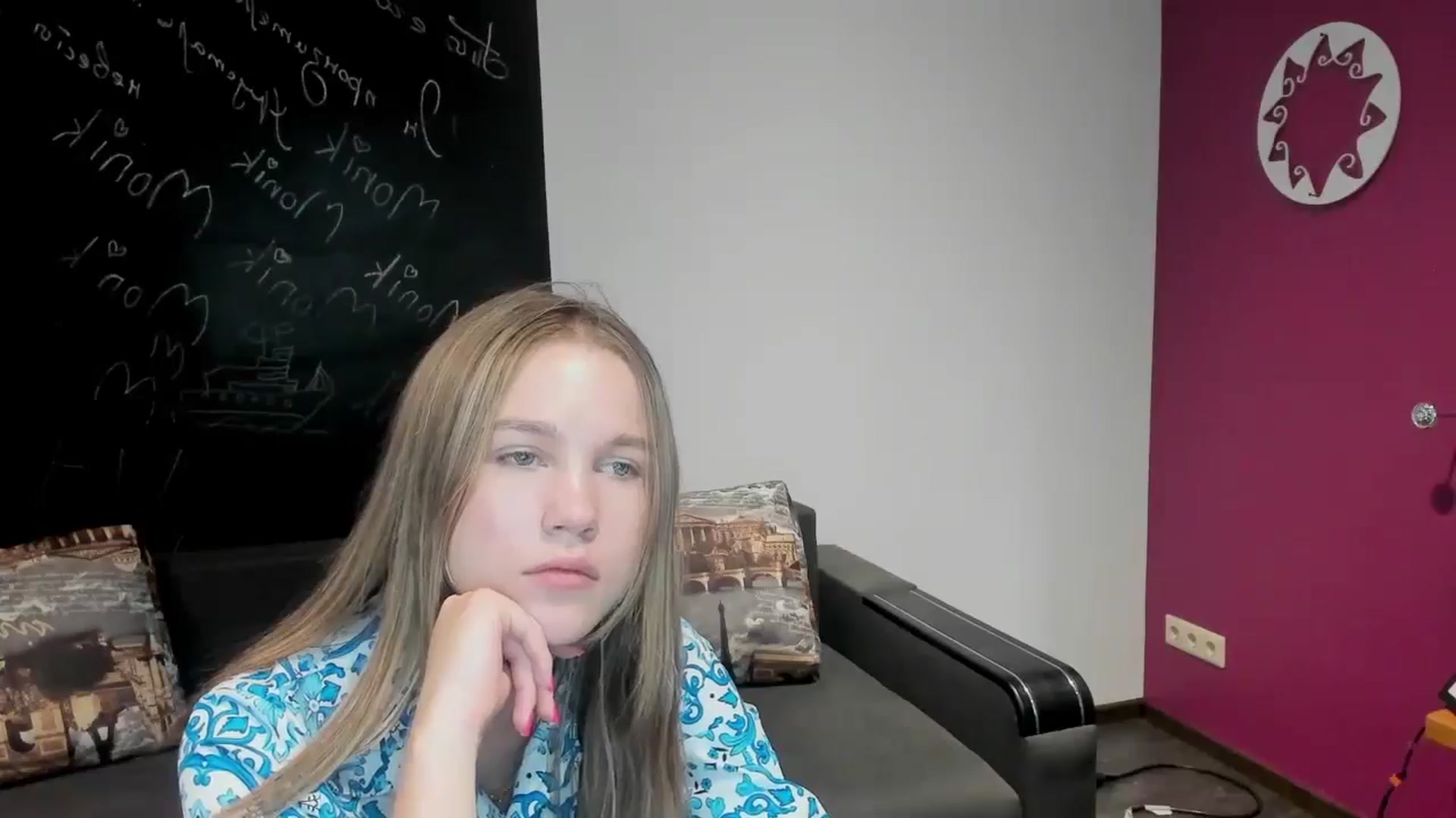 Gallery image thumbnail from Kate_Lewiss's myfreecams stream on, 06/25/2024, 06:35 image 16 of 20