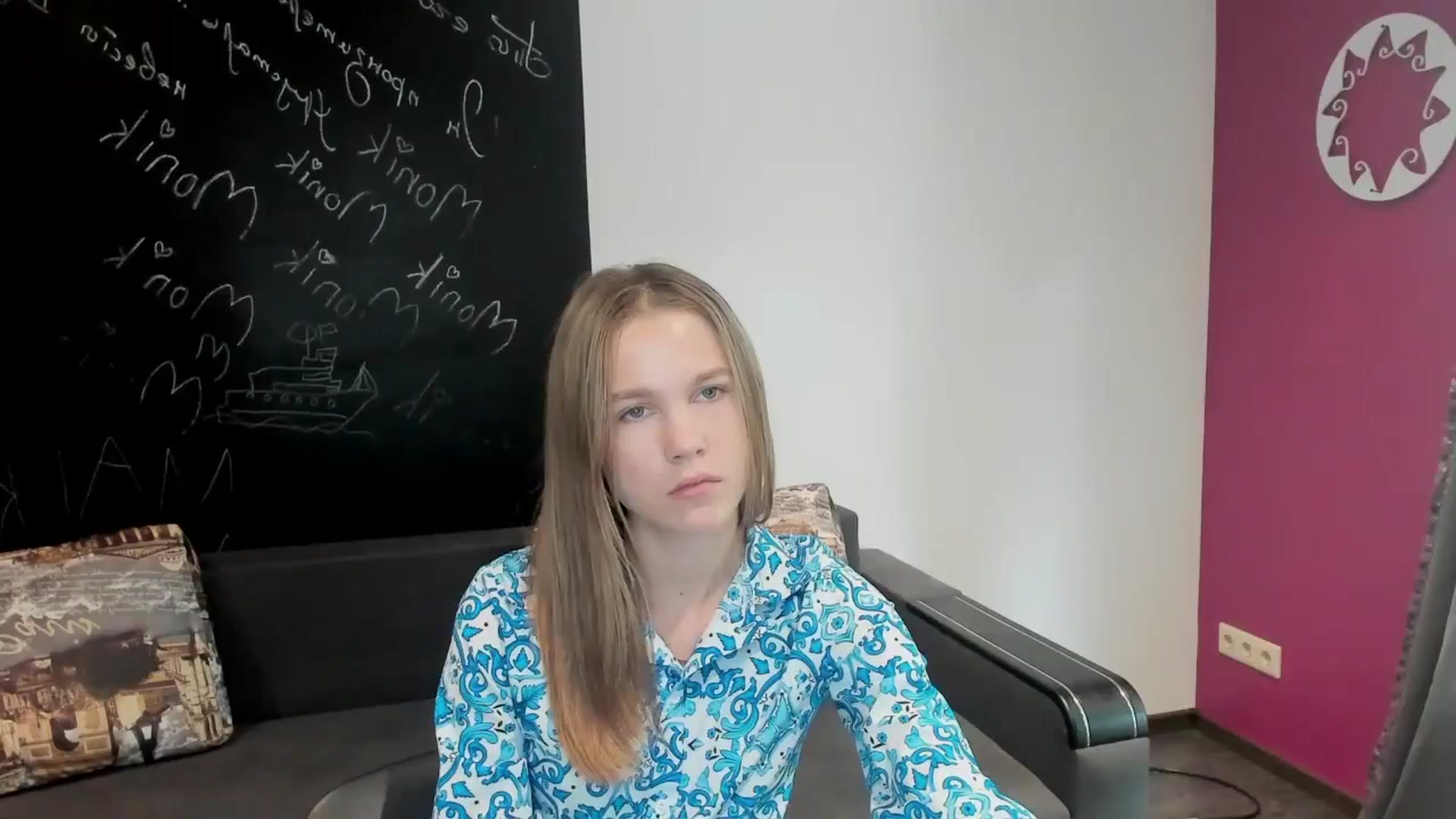 Gallery image thumbnail from Kate_Lewiss's myfreecams stream on, 06/25/2024, 07:14 image 16 of 20