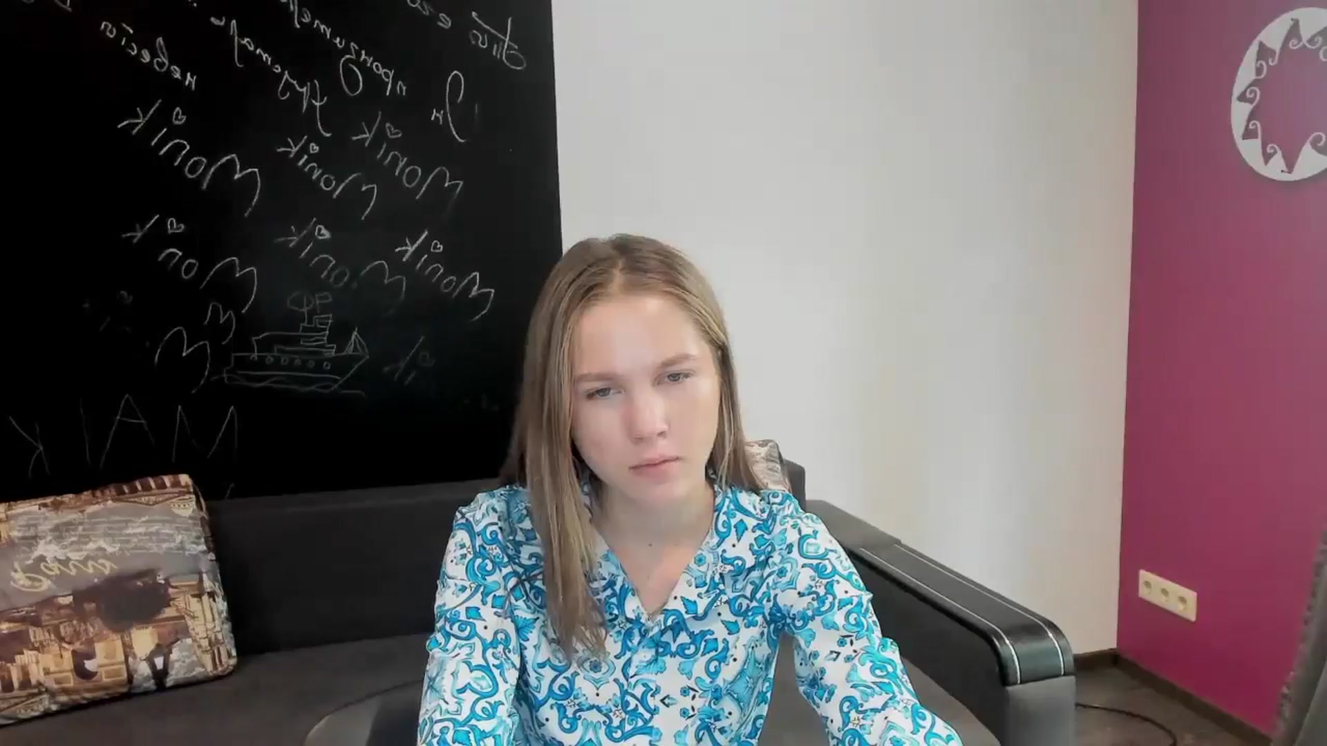 Gallery image thumbnail from Kate_Lewiss's myfreecams stream on, 06/25/2024, 08:12 image 15 of 20