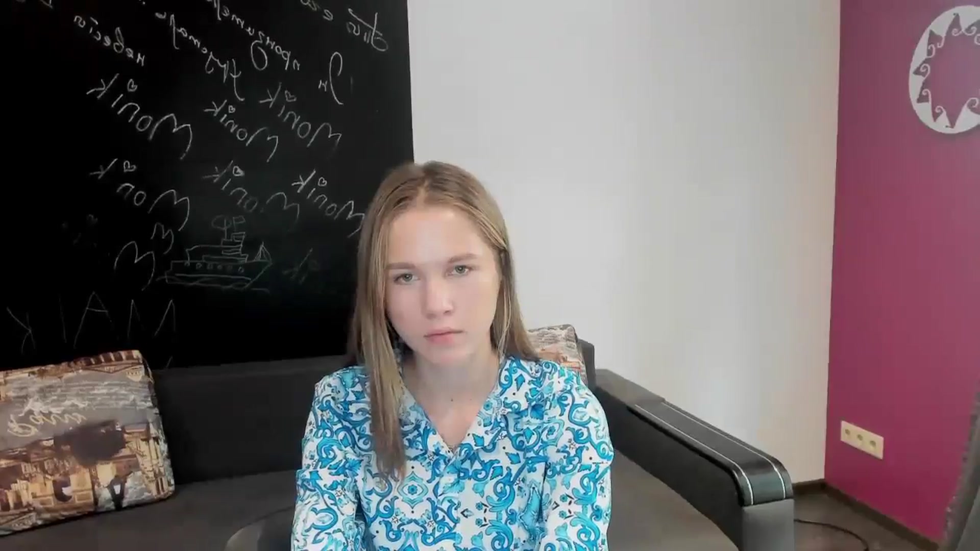 Gallery image thumbnail from Kate_Lewiss's myfreecams stream on, 06/25/2024, 08:12 image 16 of 20