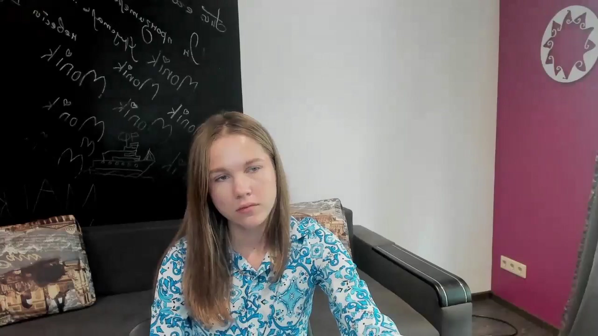 Gallery image thumbnail from Kate_Lewiss's myfreecams stream on, 06/25/2024, 08:12 image 3 of 20