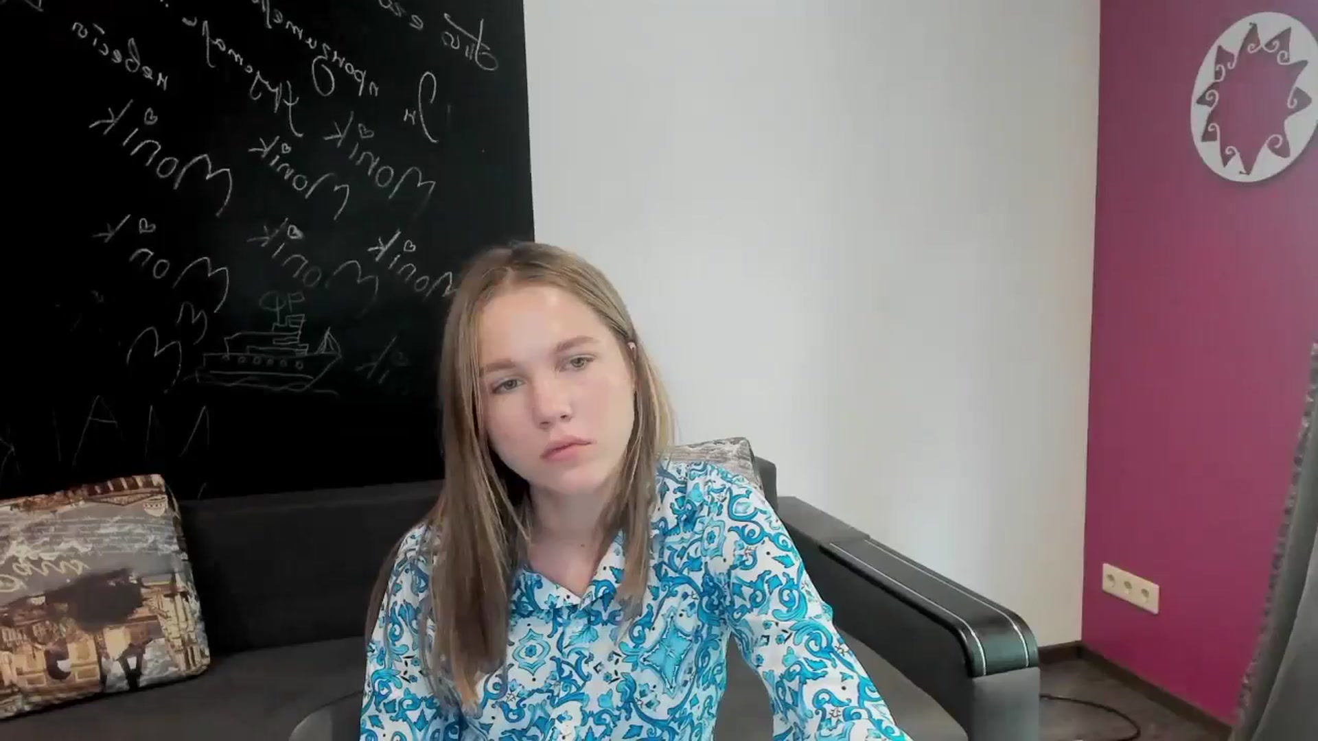 Gallery image thumbnail from Kate_Lewiss's myfreecams stream on, 06/25/2024, 08:12 image 6 of 20