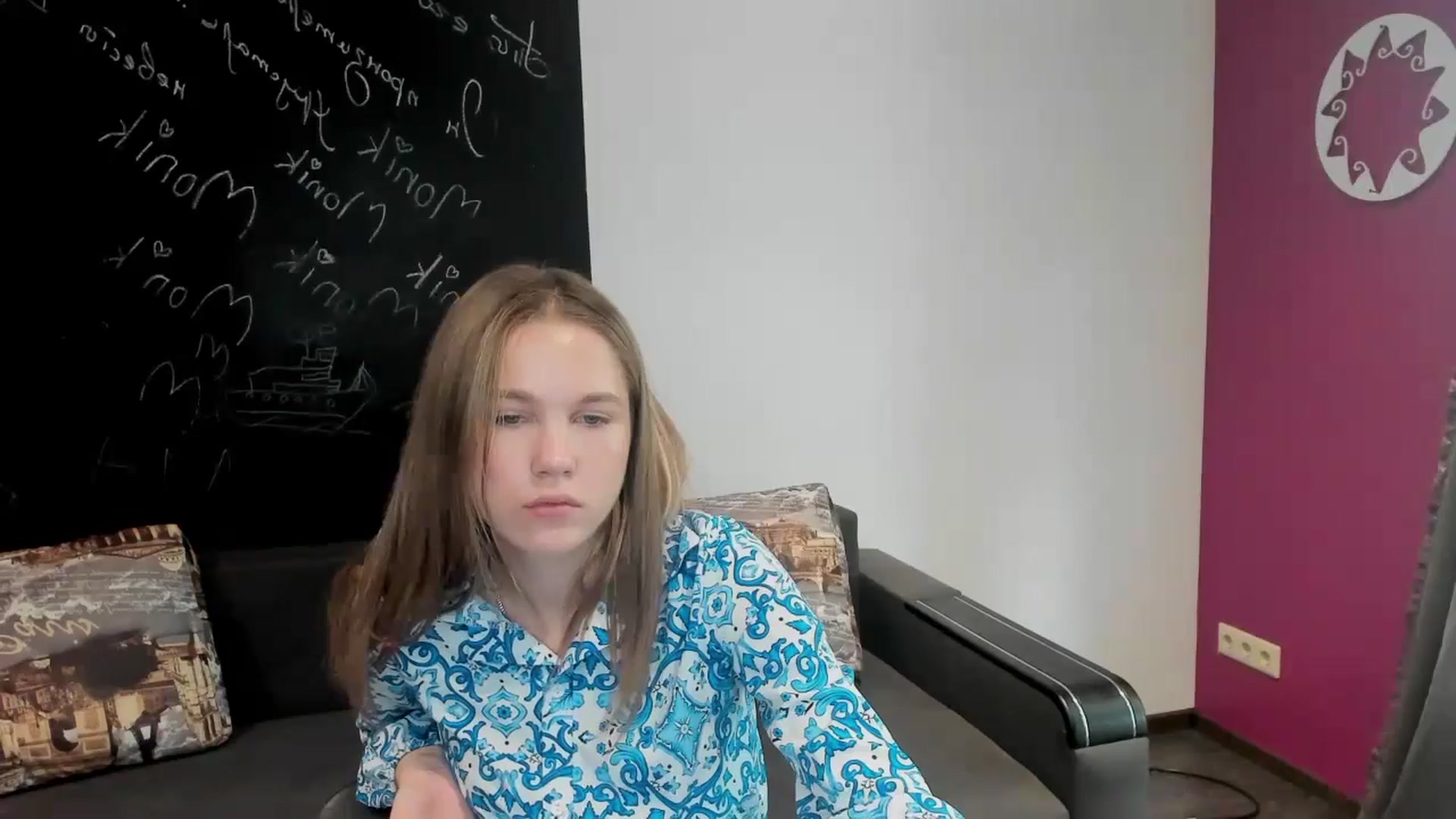 Gallery image thumbnail from Kate_Lewiss's myfreecams stream on, 06/25/2024, 08:12 image 5 of 20