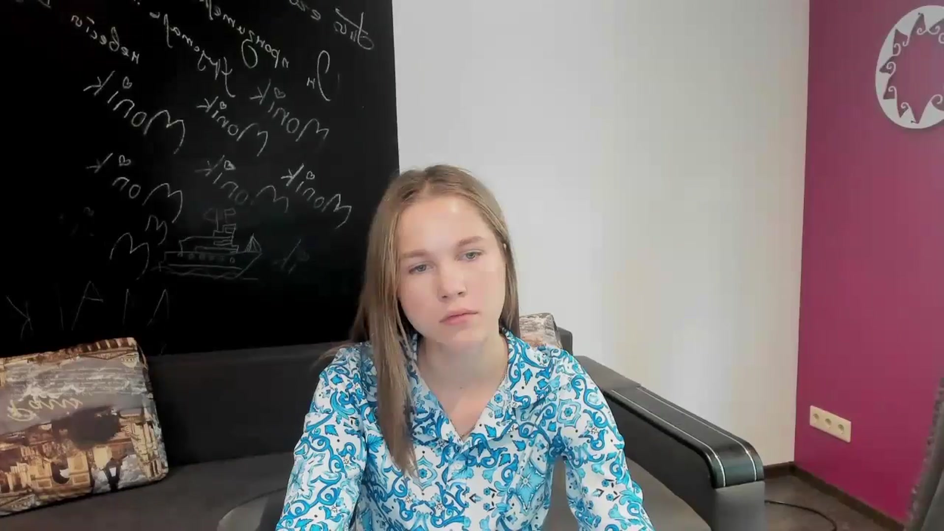 Gallery image thumbnail from Kate_Lewiss's myfreecams stream on, 06/25/2024, 08:12 image 14 of 20