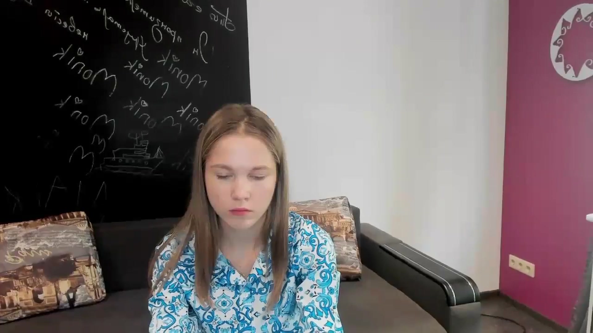 Gallery image thumbnail from Kate_Lewiss's myfreecams stream on, 06/25/2024, 09:53 image 15 of 20