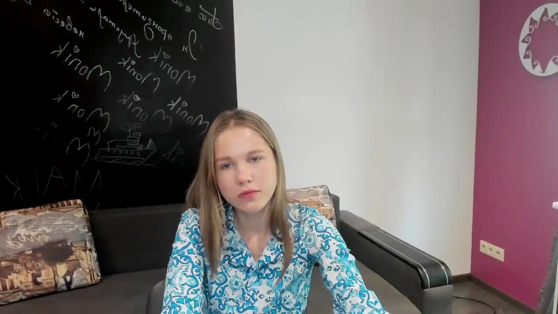 Gallery image thumbnail from Kate_Lewiss's myfreecams stream on, 06/25/2024, 10:09 image 11 of 20