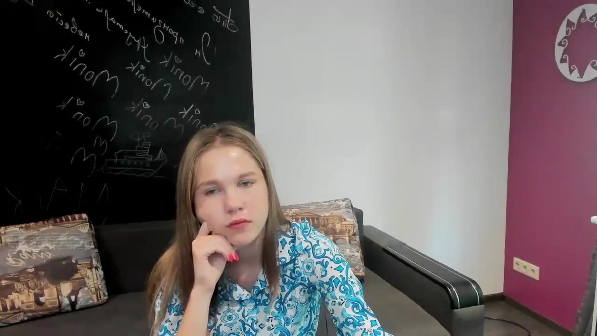 Gallery image thumbnail from Kate_Lewiss's myfreecams stream on, 06/25/2024, 10:09 image 3 of 20