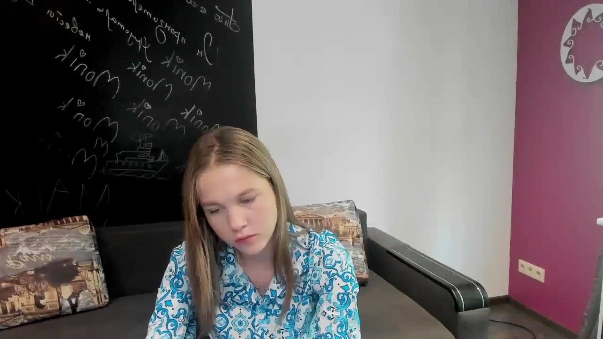 Gallery image thumbnail from Kate_Lewiss's myfreecams stream on, 06/25/2024, 10:09 image 14 of 20