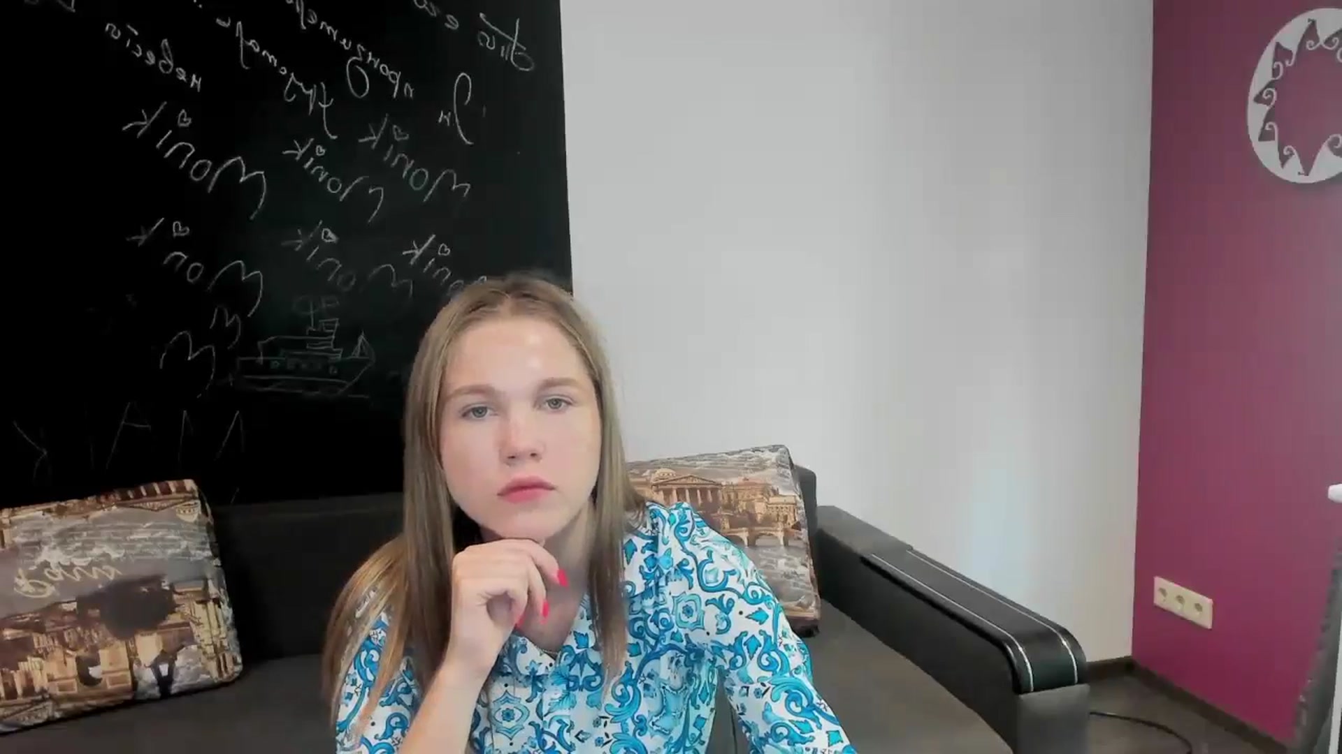 Gallery image thumbnail from Kate_Lewiss's myfreecams stream on, 06/25/2024, 10:09 image 4 of 20
