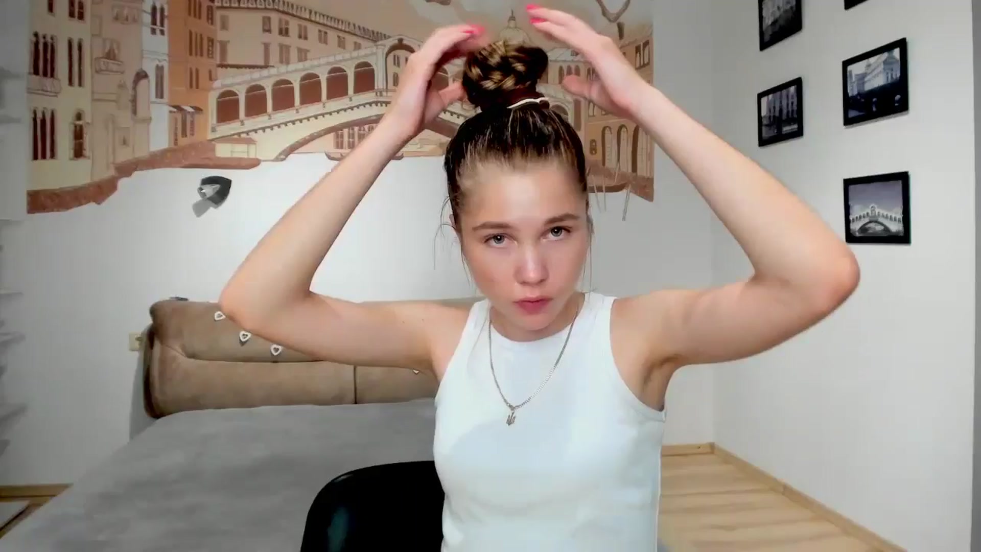 Gallery image thumbnail from Kate_Lewiss's myfreecams stream on, 06/26/2024, 09:53 image 20 of 20