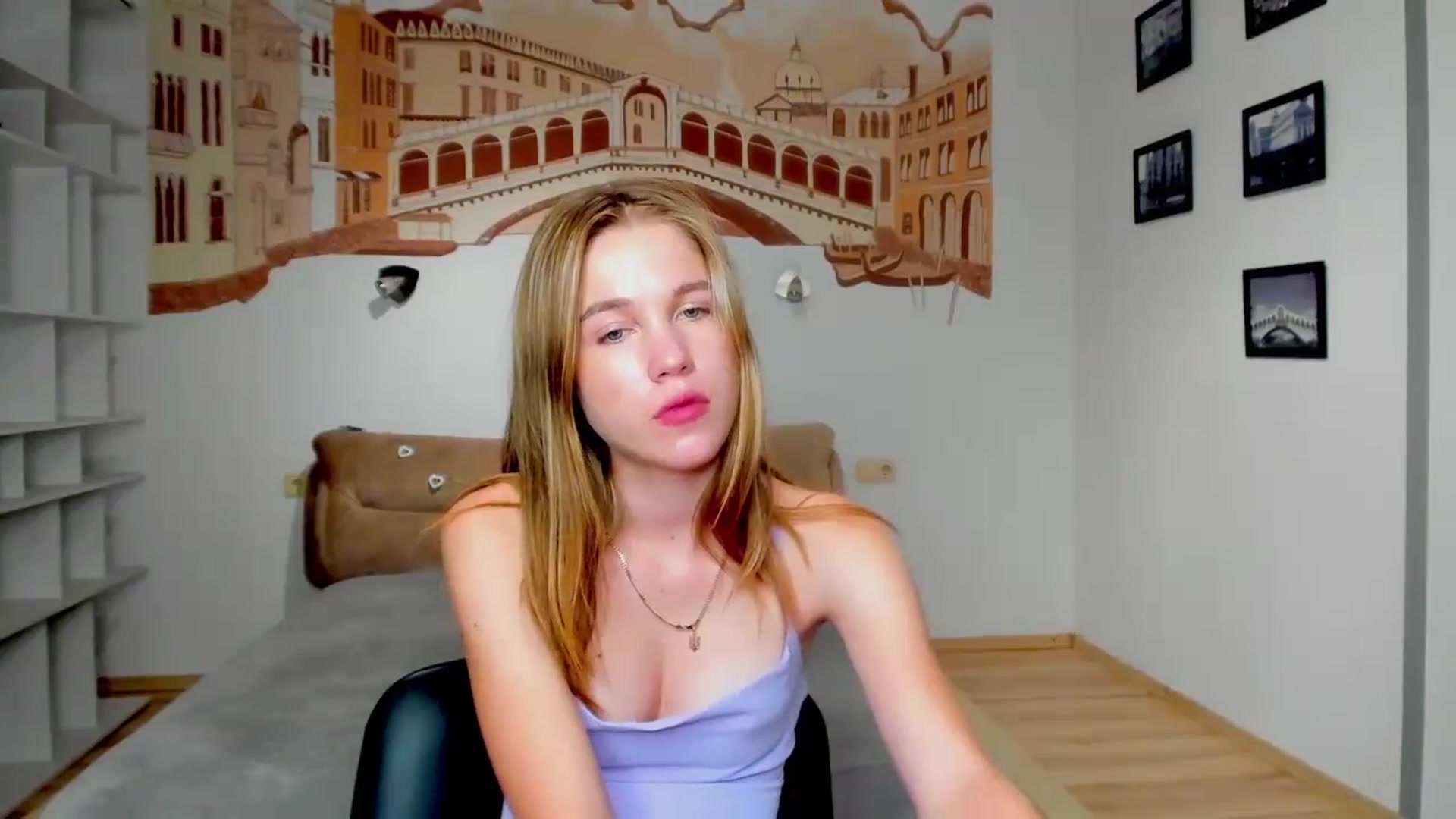 Gallery image thumbnail from Kate_Lewiss's myfreecams stream on, 06/27/2024, 10:44 image 12 of 20
