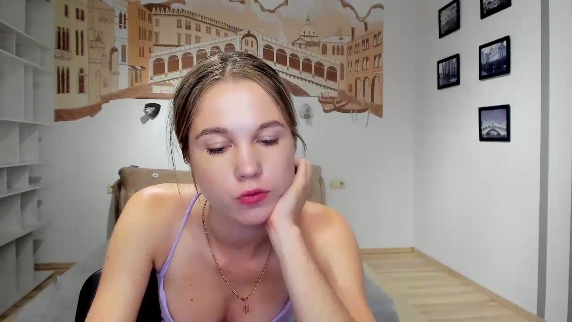 Gallery image thumbnail from Kate_Lewiss's myfreecams stream on, 06/30/2024, 09:34 image 2 of 20
