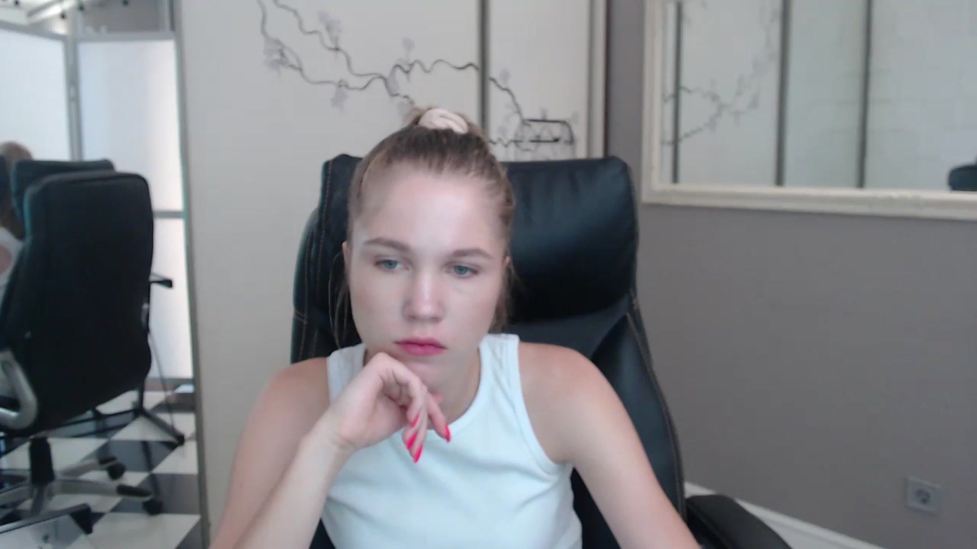 Gallery image thumbnail from Kate_Lewiss's myfreecams stream on, 07/01/2024, 07:14 image 8 of 20