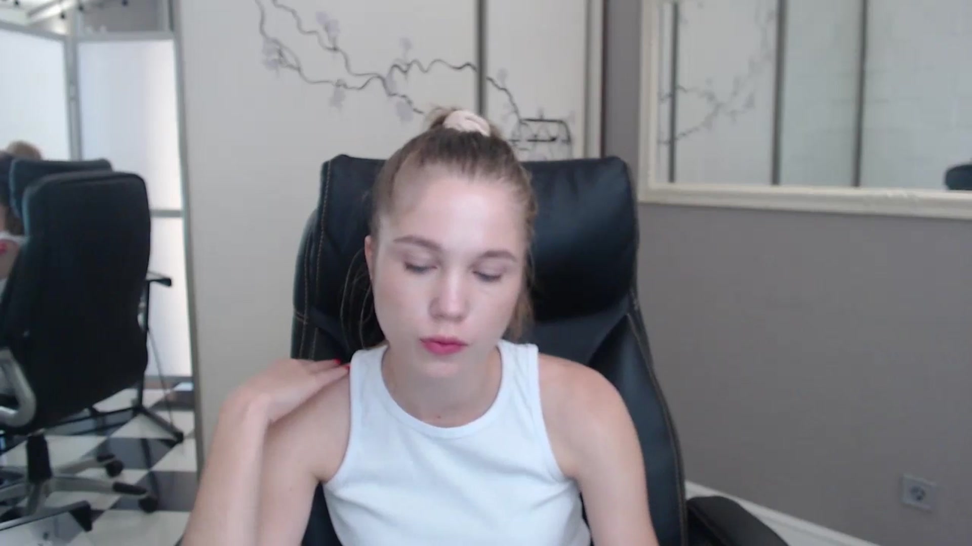 Gallery image thumbnail from Kate_Lewiss's myfreecams stream on, 07/01/2024, 07:14 image 20 of 20