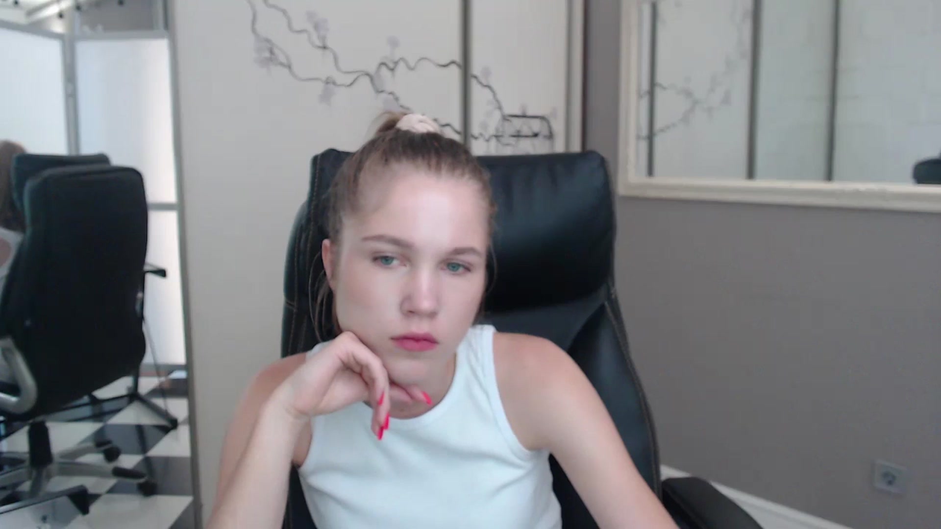 Gallery image thumbnail from Kate_Lewiss's myfreecams stream on, 07/01/2024, 07:14 image 7 of 20