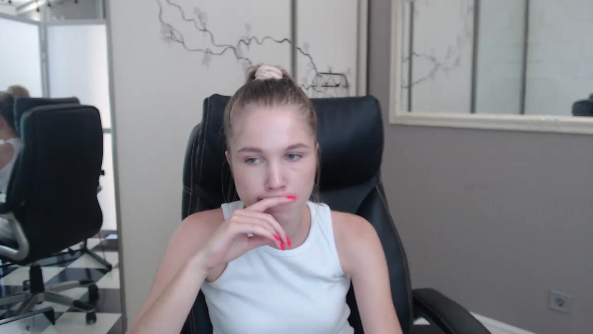 Gallery image thumbnail from Kate_Lewiss's myfreecams stream on, 07/01/2024, 07:55 image 20 of 20