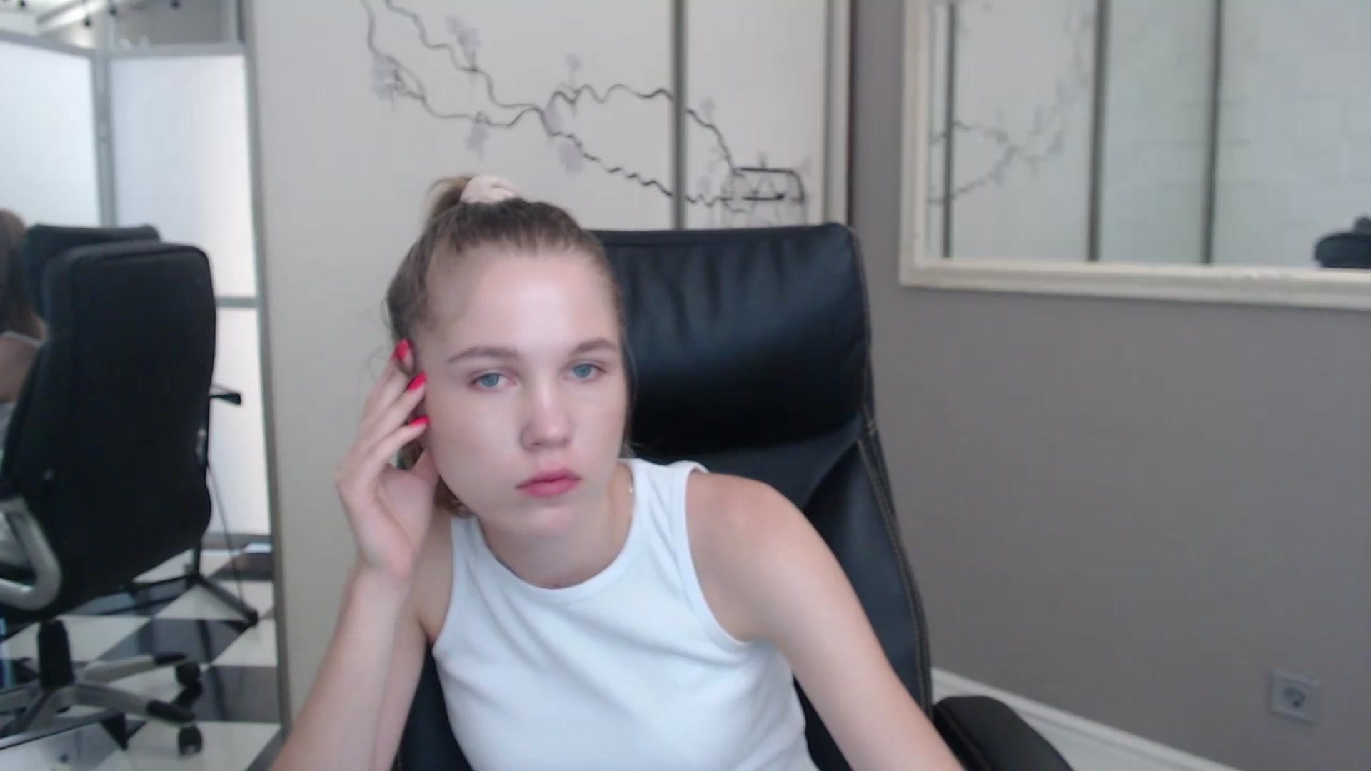 Gallery image thumbnail from Kate_Lewiss's myfreecams stream on, 07/01/2024, 08:35 image 16 of 20
