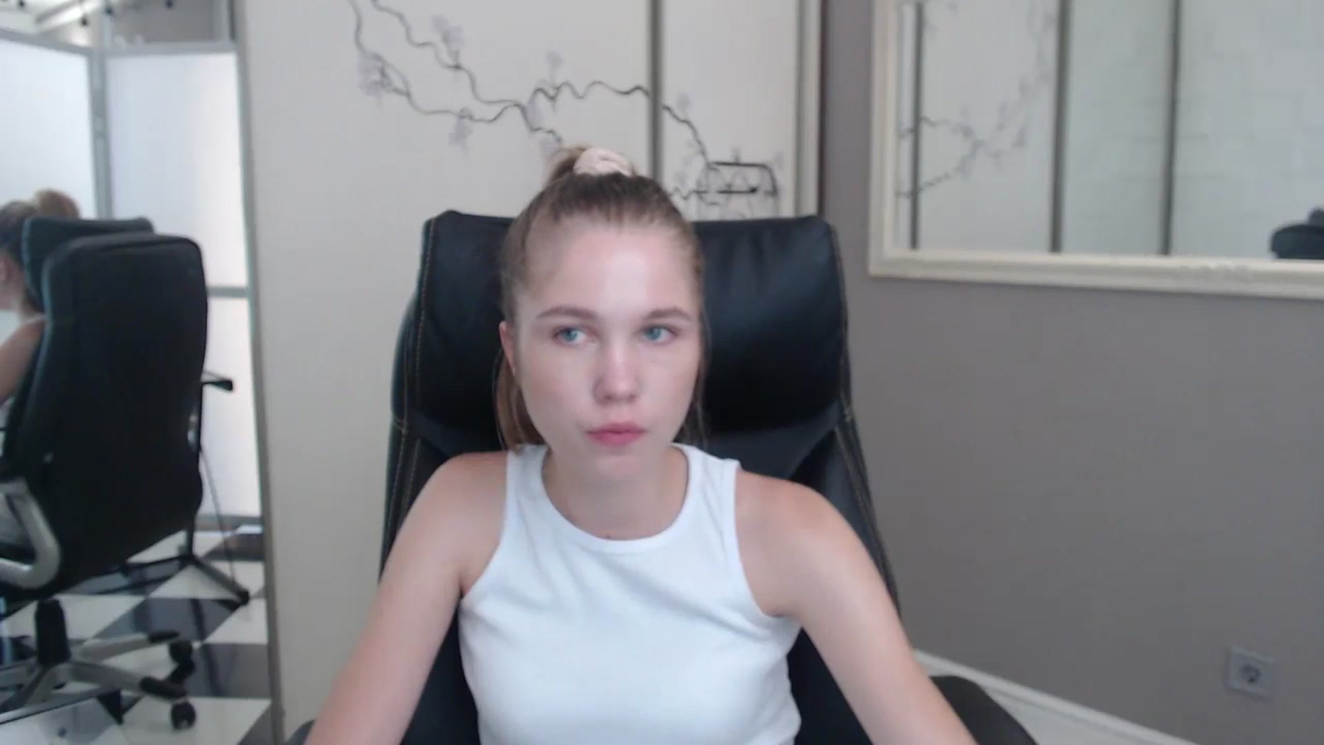 Gallery image thumbnail from Kate_Lewiss's myfreecams stream on, 07/01/2024, 08:35 image 8 of 20