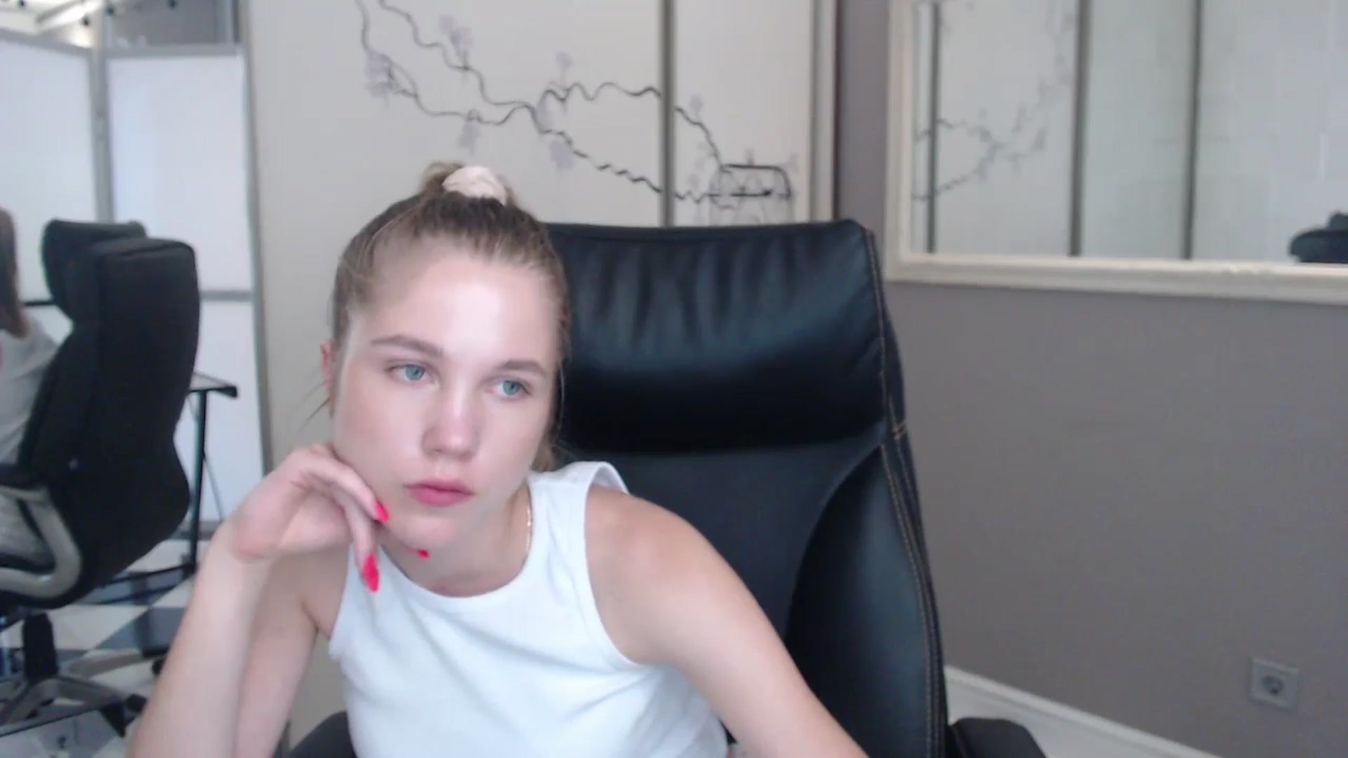 Gallery image thumbnail from Kate_Lewiss's myfreecams stream on, 07/01/2024, 10:58 image 18 of 20