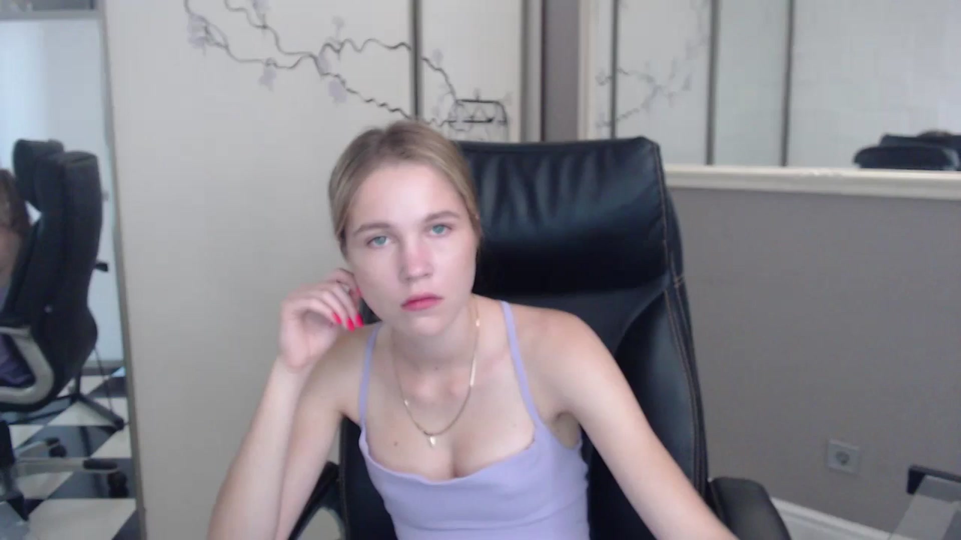 Gallery image thumbnail from Kate_Lewiss's myfreecams stream on, 07/02/2024, 05:50 image 4 of 20