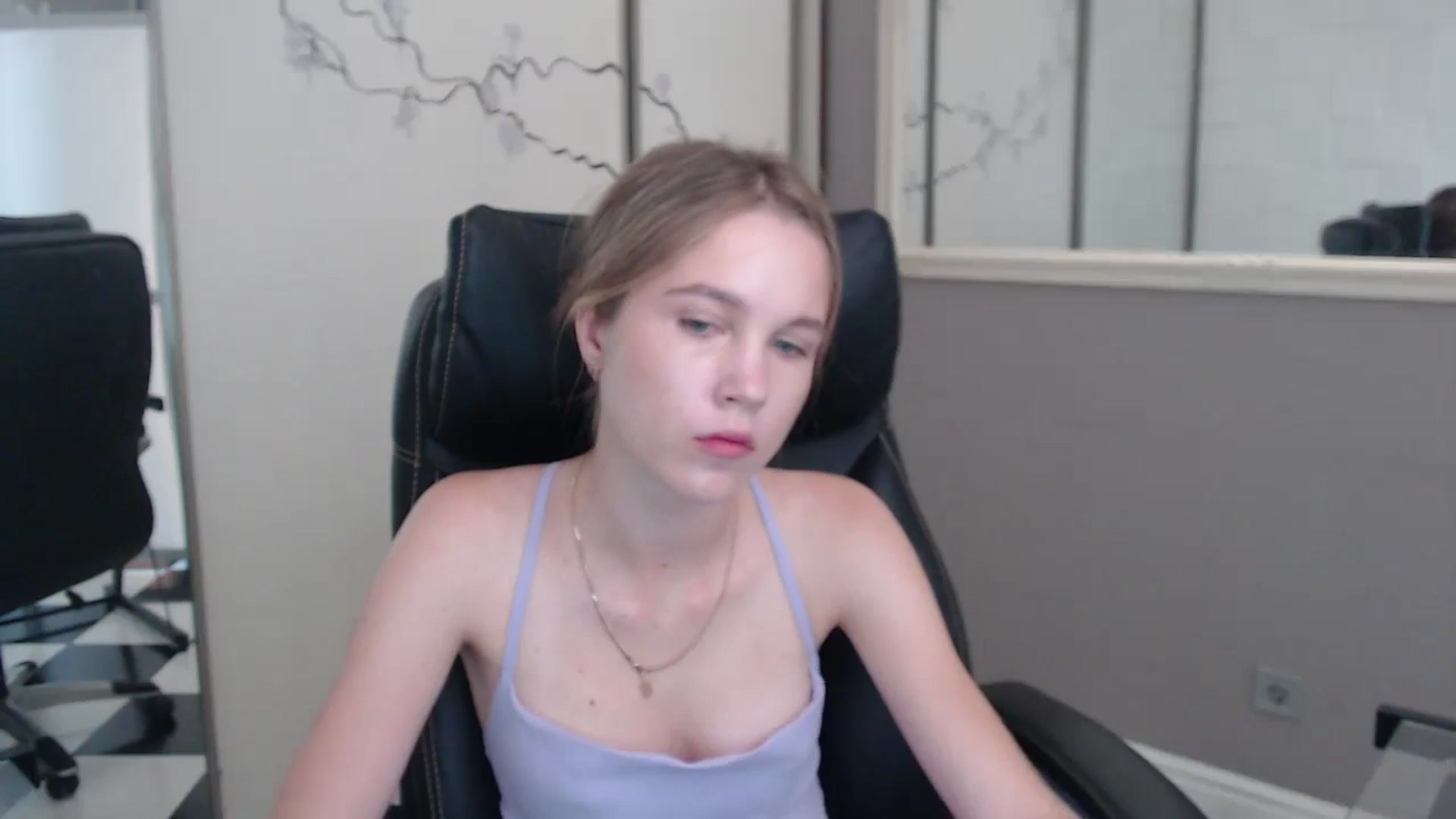 Gallery image thumbnail from Kate_Lewiss's myfreecams stream on, 07/02/2024, 07:11 image 9 of 20