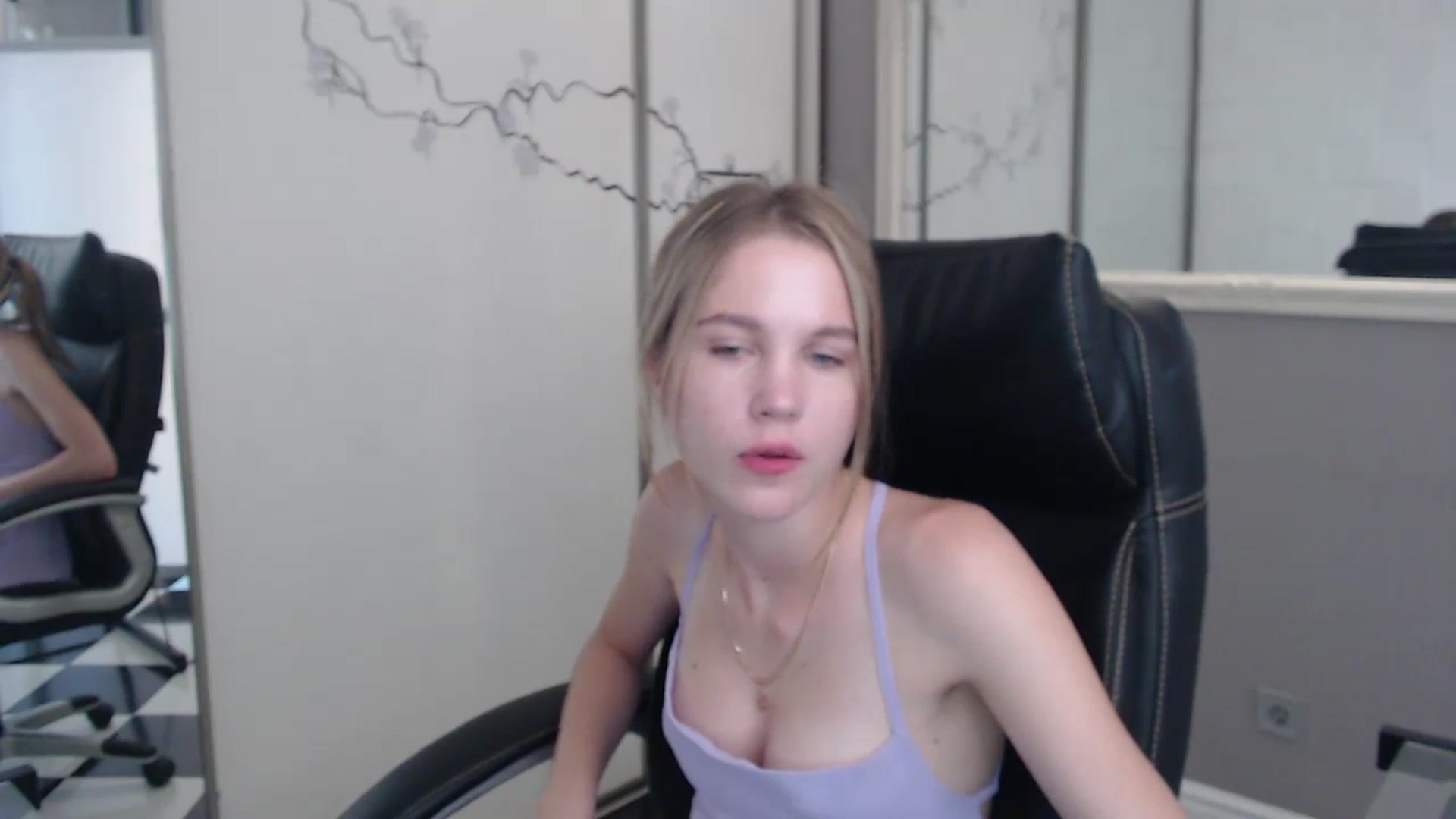 Gallery image thumbnail from Kate_Lewiss's myfreecams stream on, 07/02/2024, 11:00 image 10 of 20