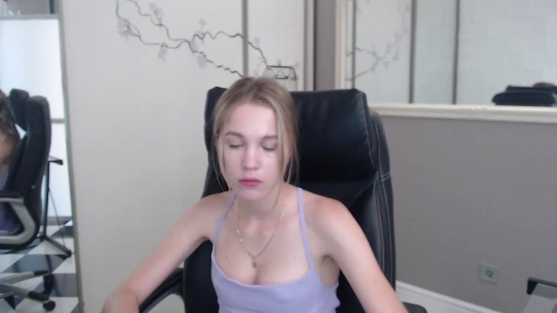 Gallery image thumbnail from Kate_Lewiss's myfreecams stream on, 07/02/2024, 11:00 image 6 of 20