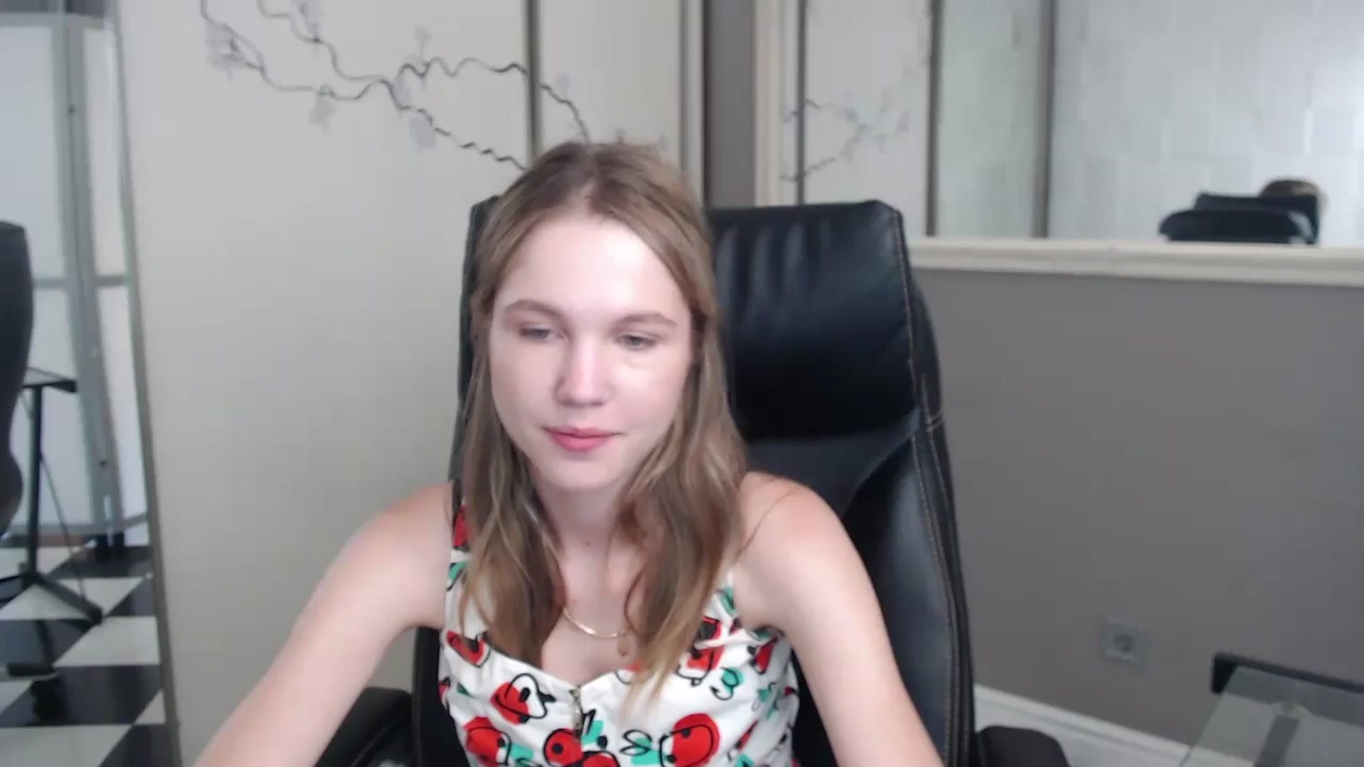 Gallery image thumbnail from Kate_Lewiss's myfreecams stream on, 07/03/2024, 06:34 image 1 of 20