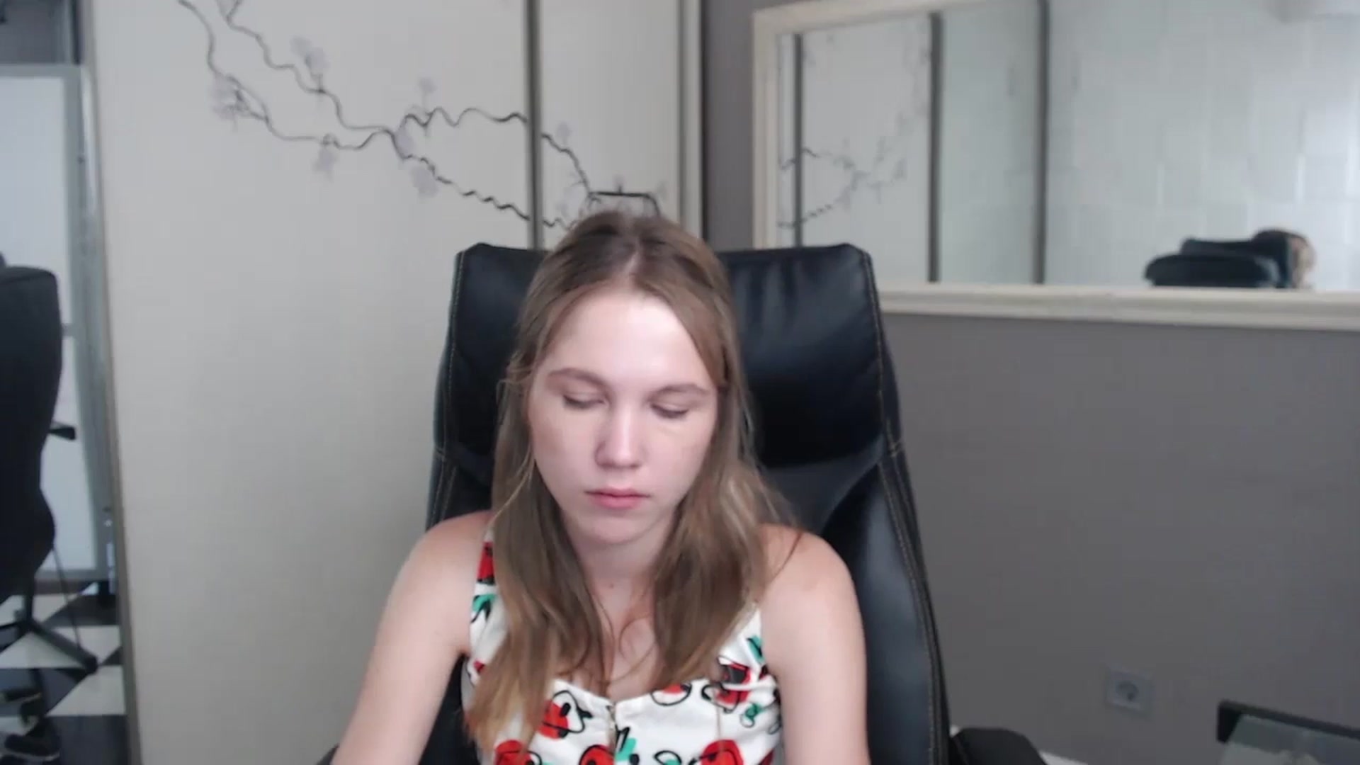 Gallery image thumbnail from Kate_Lewiss's myfreecams stream on, 07/03/2024, 09:49 image 17 of 20