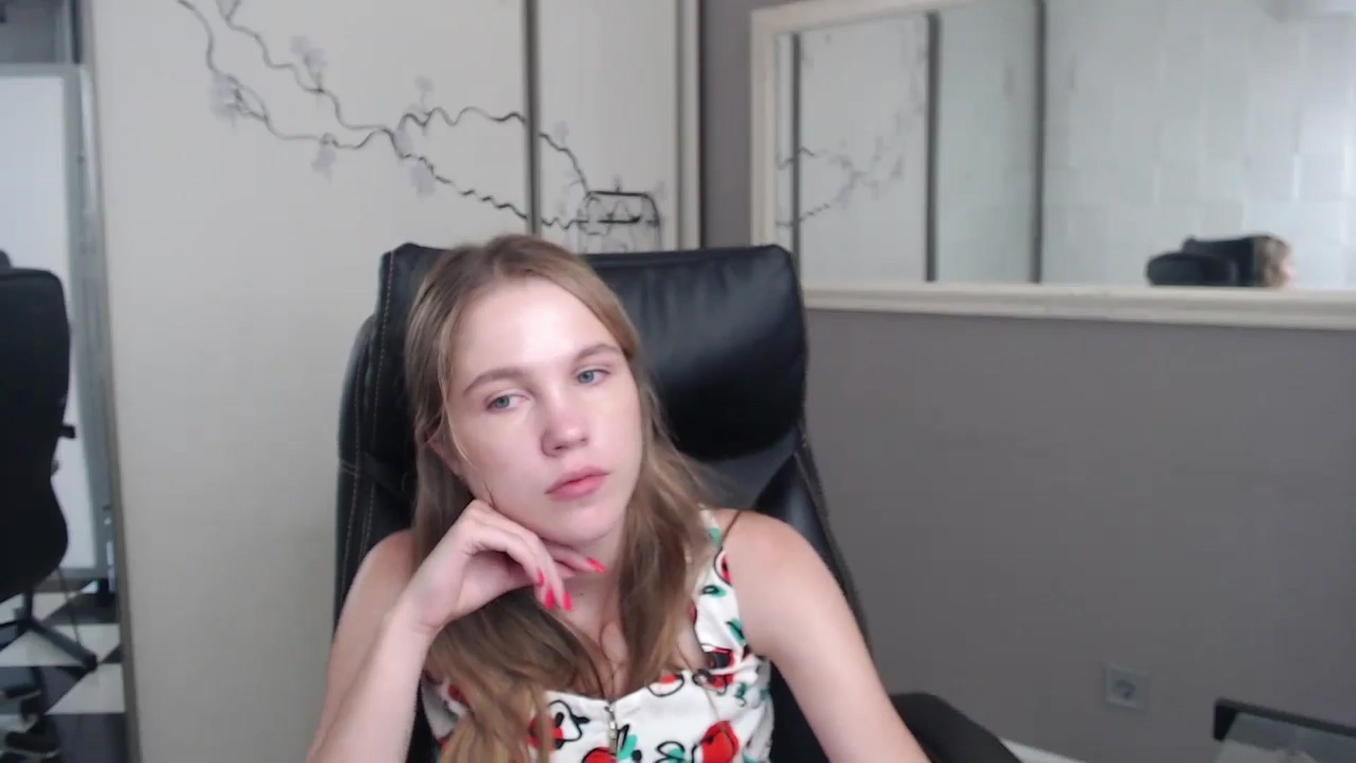 Gallery image thumbnail from Kate_Lewiss's myfreecams stream on, 07/03/2024, 09:49 image 15 of 20
